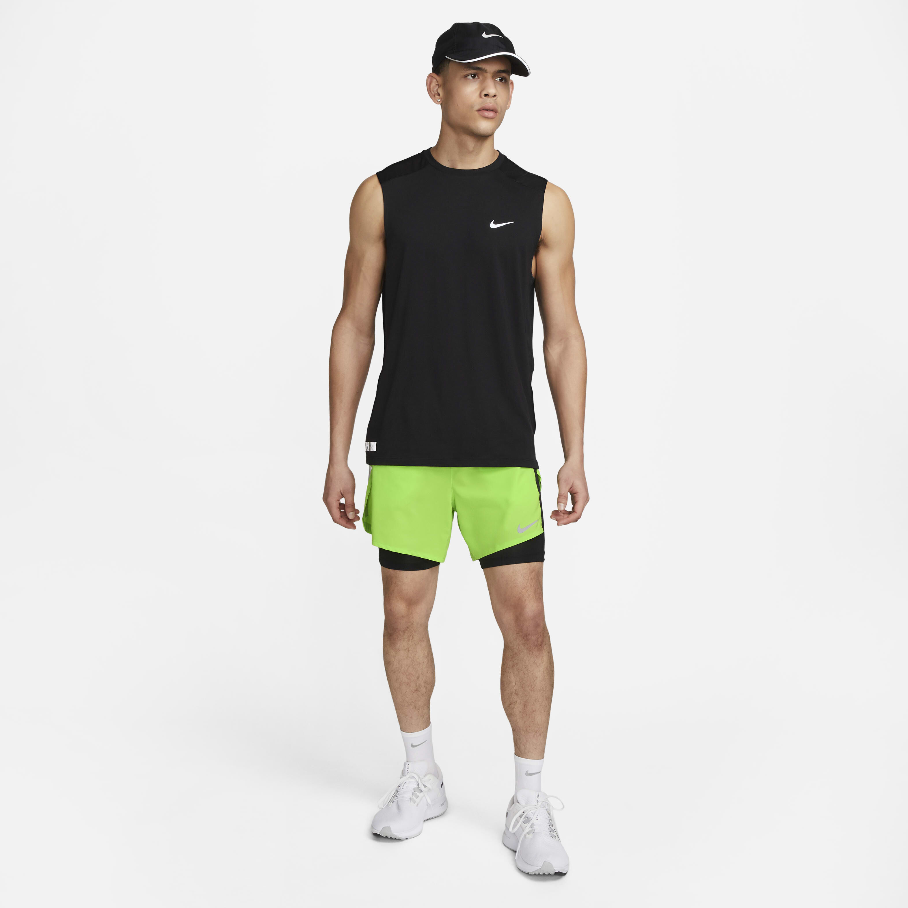 Nike Dri-FIT Run Division Stride image number 8