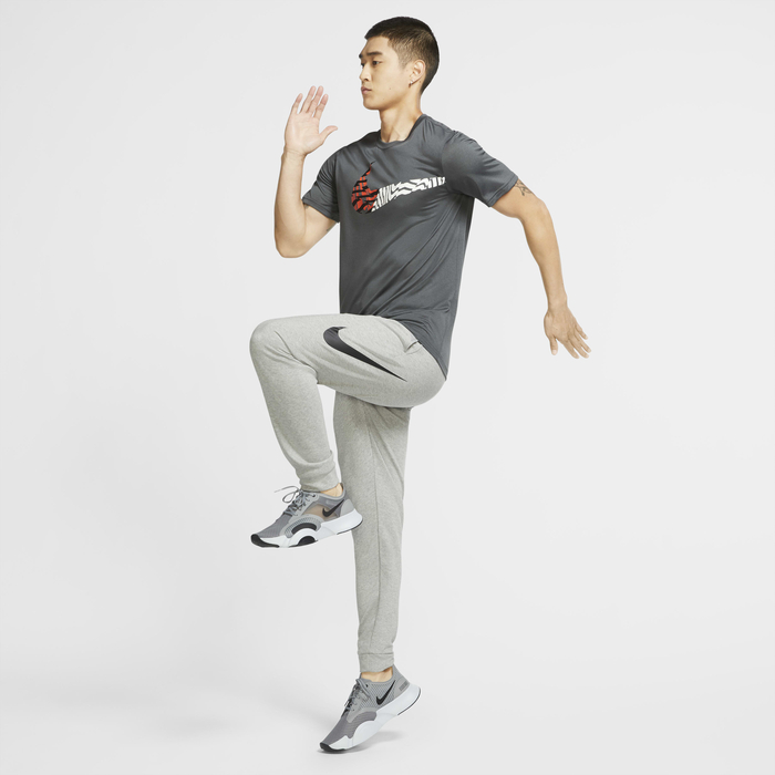 Nike Dry Graphic image number 4 Nike Dry Graphic image number 4