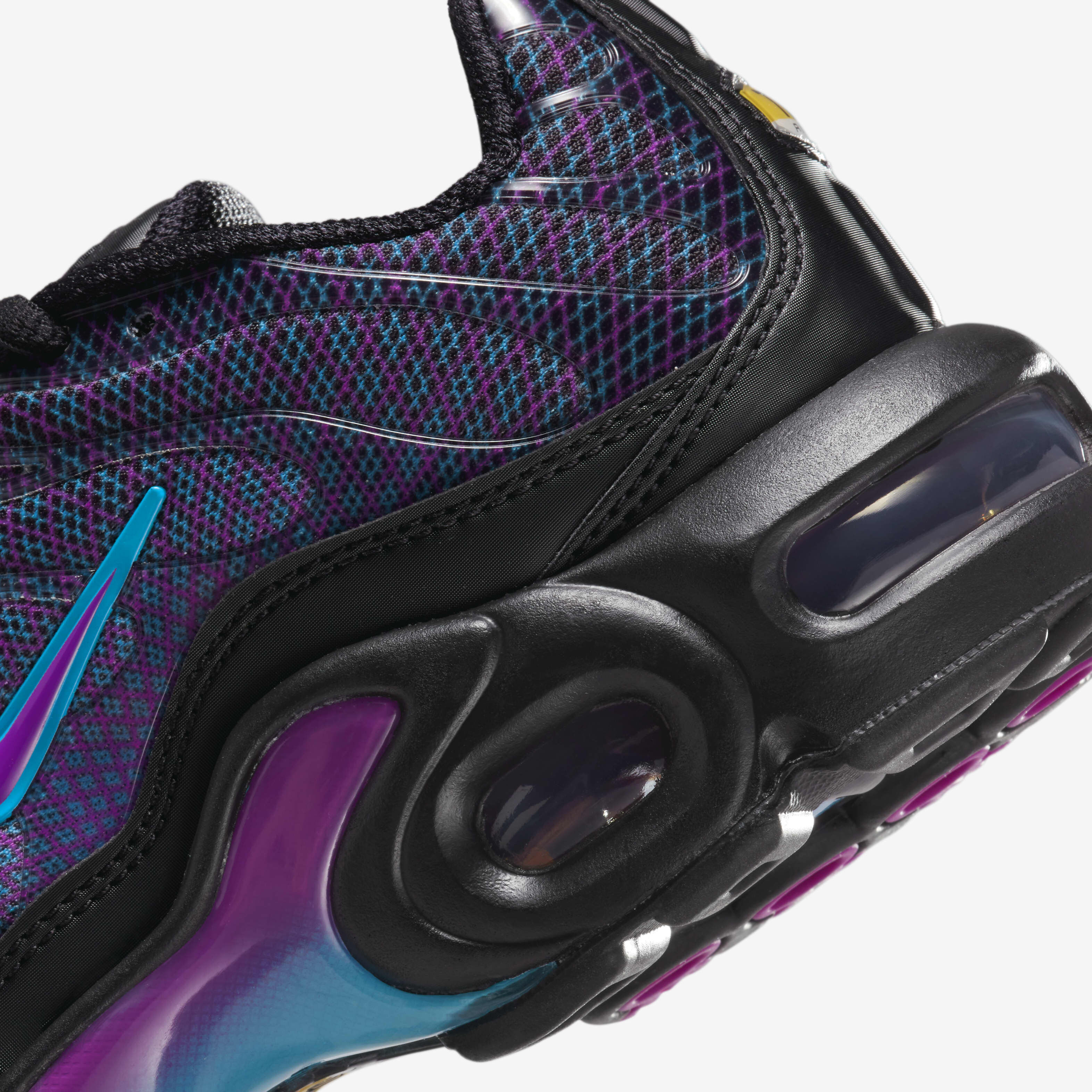 Nike Air Max Plus image number 7