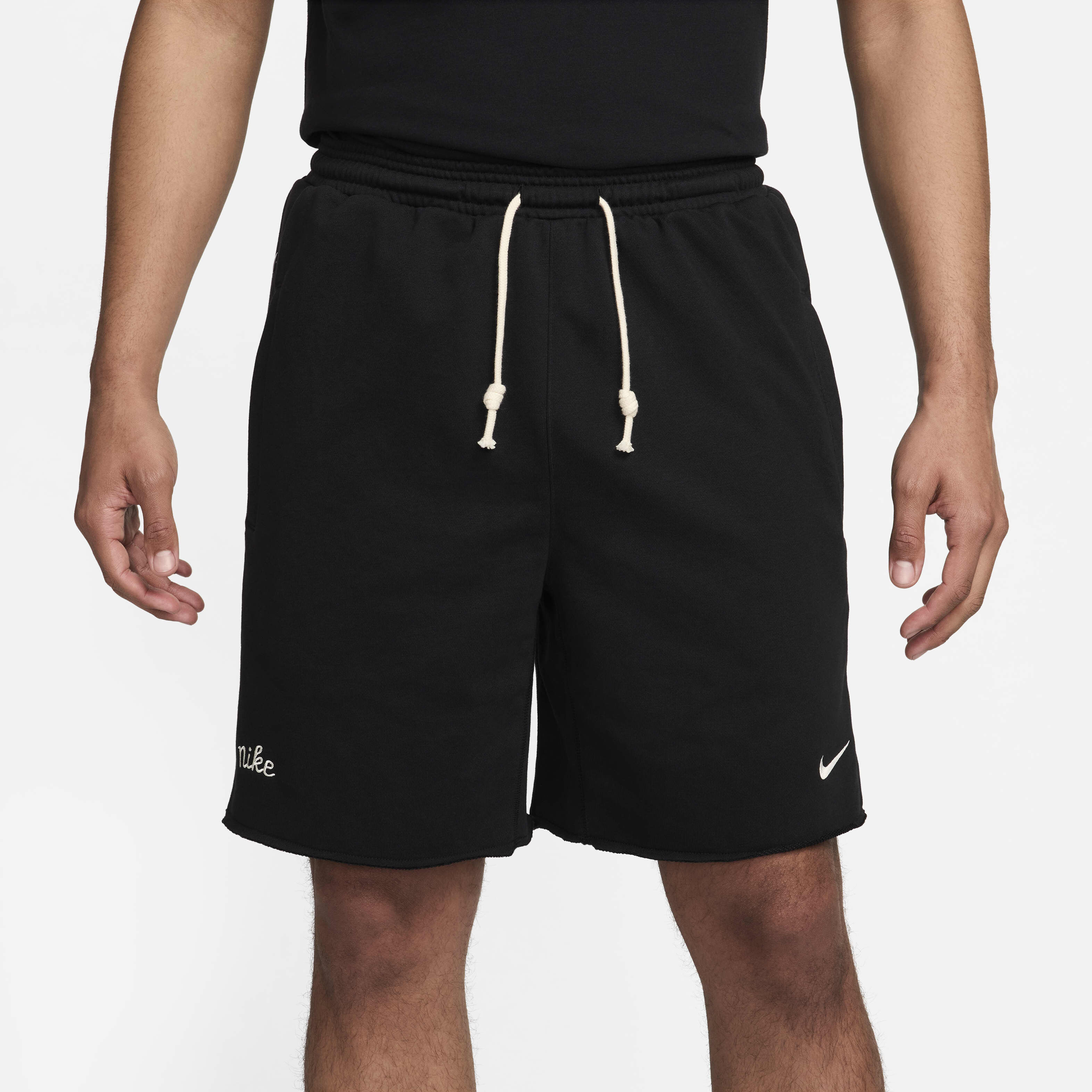 Nike Standard Issue image number 1