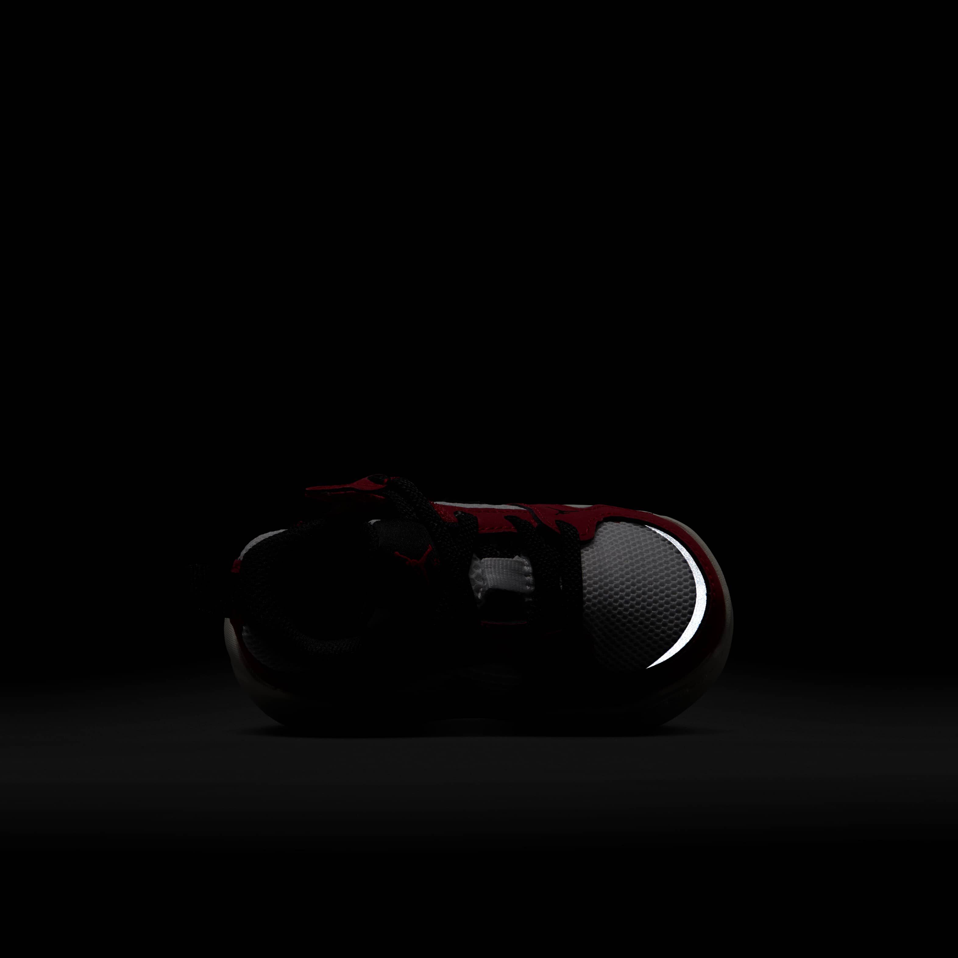 جوردن سي أم أف تي ايرا image number 7