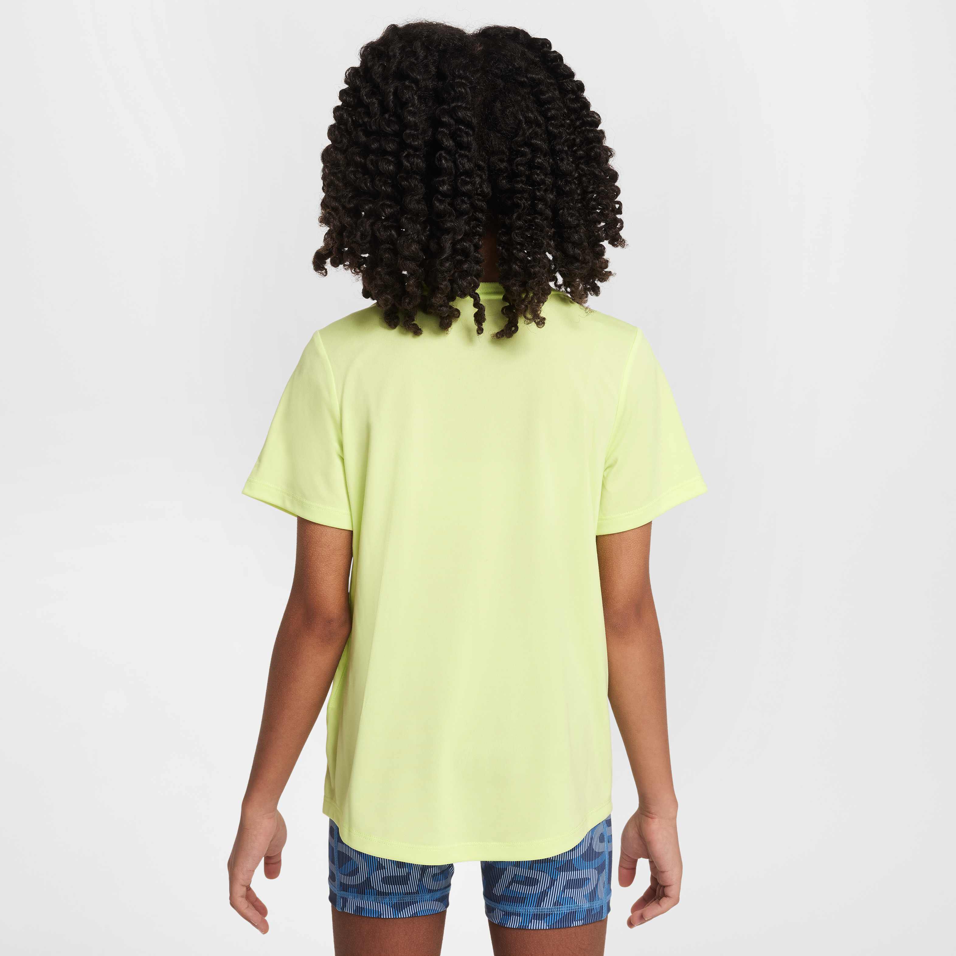 نايكي ون فيتد image number 1