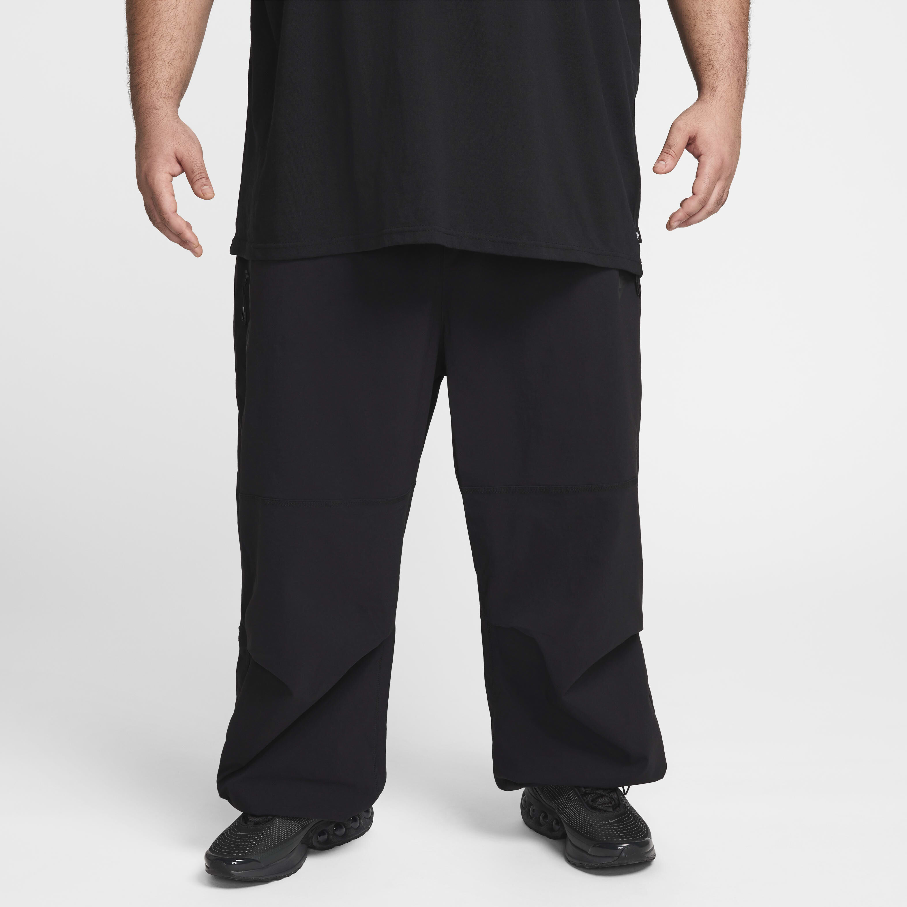 Nike Tech Men's Woven Oversized Pants. Nike.com