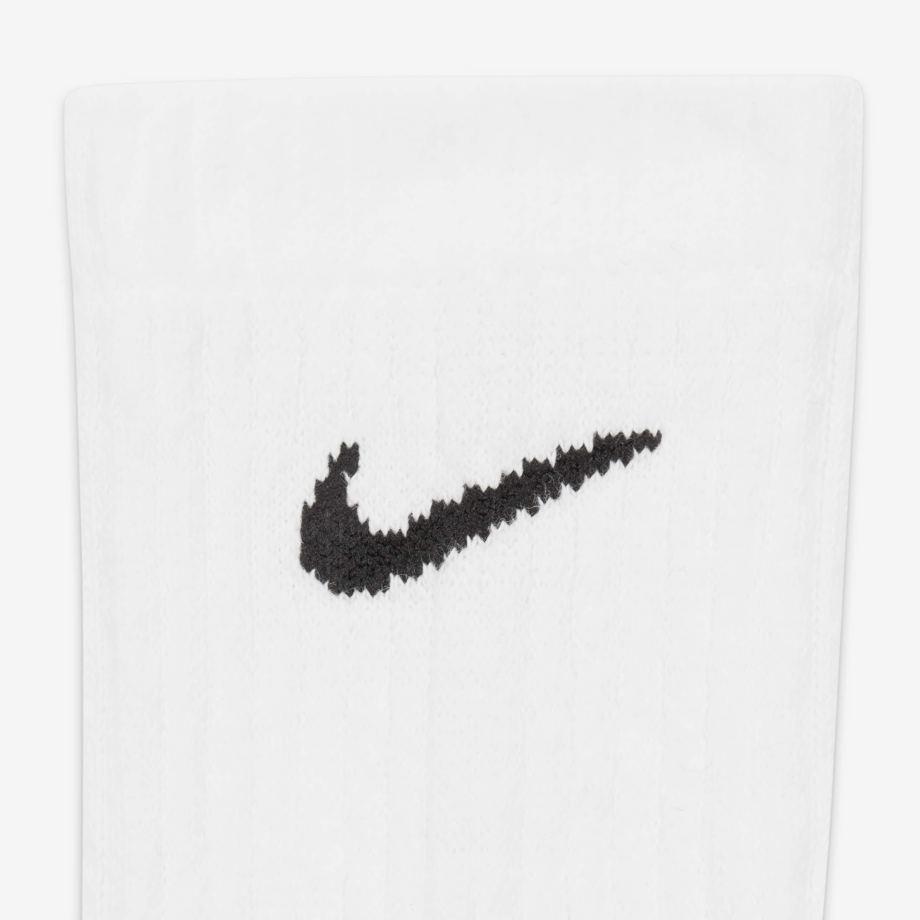 Nike Performance Cushioned Crew image number 3