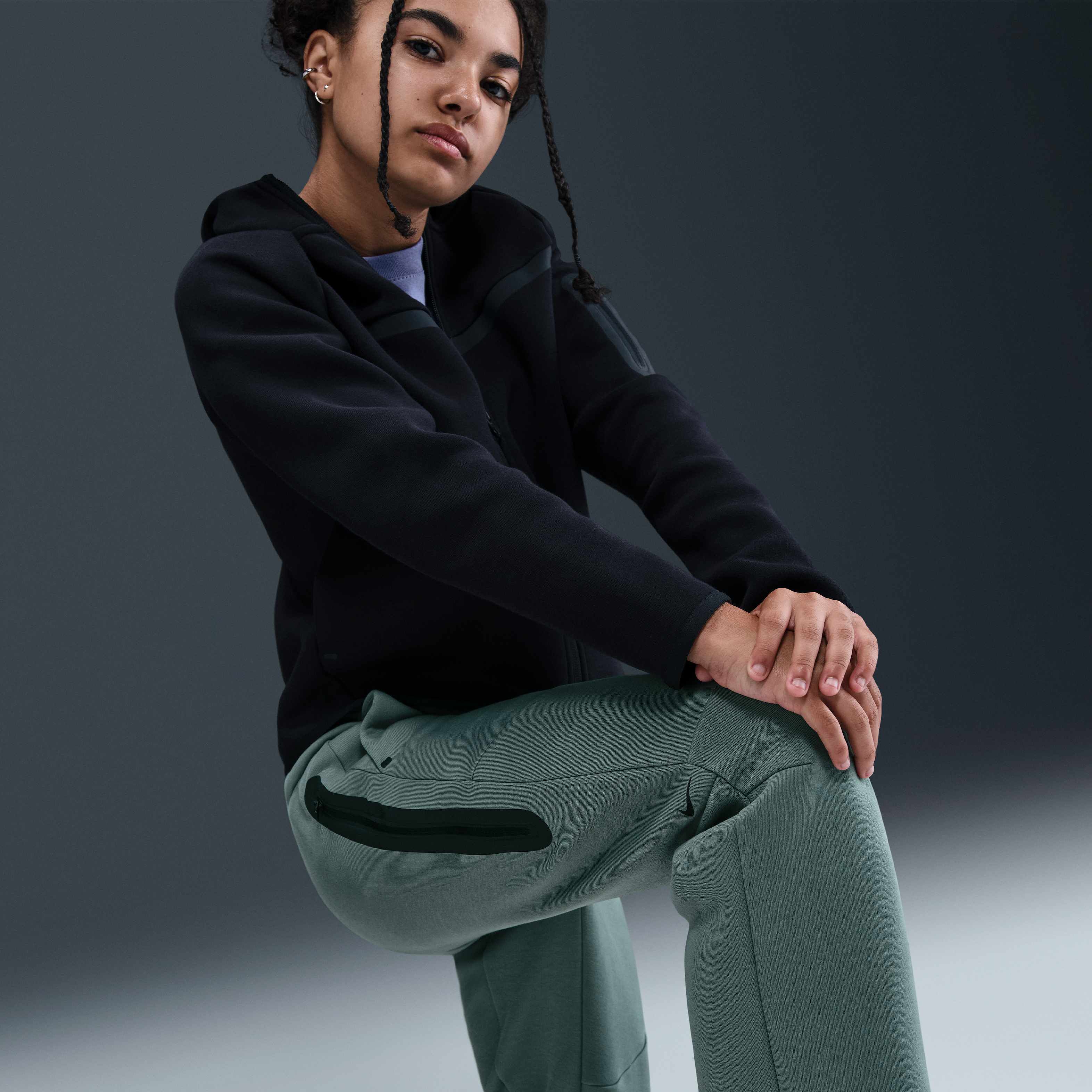 Nike Sportswear Tech Fleece image number 4