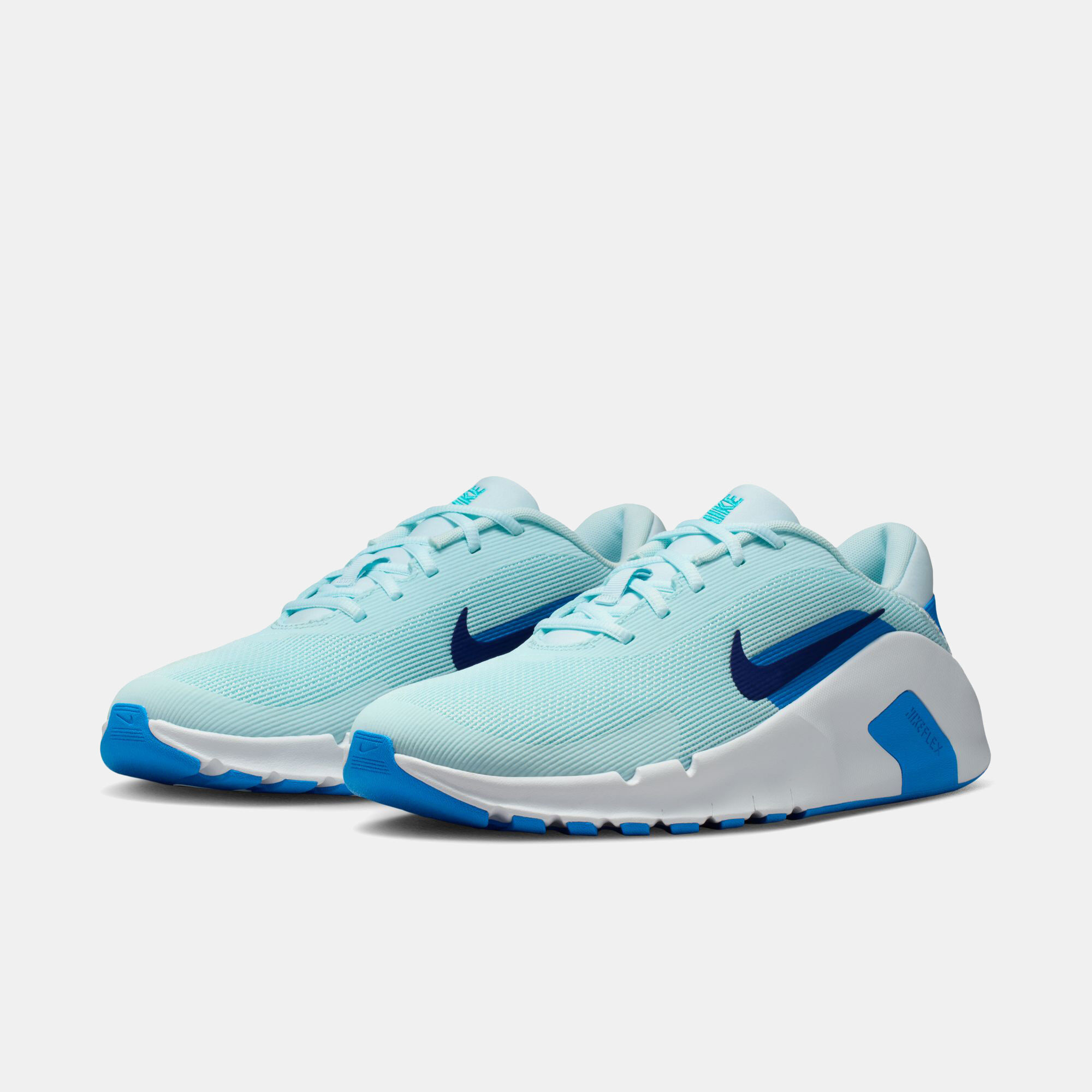 Nike Flex Train image number 2
