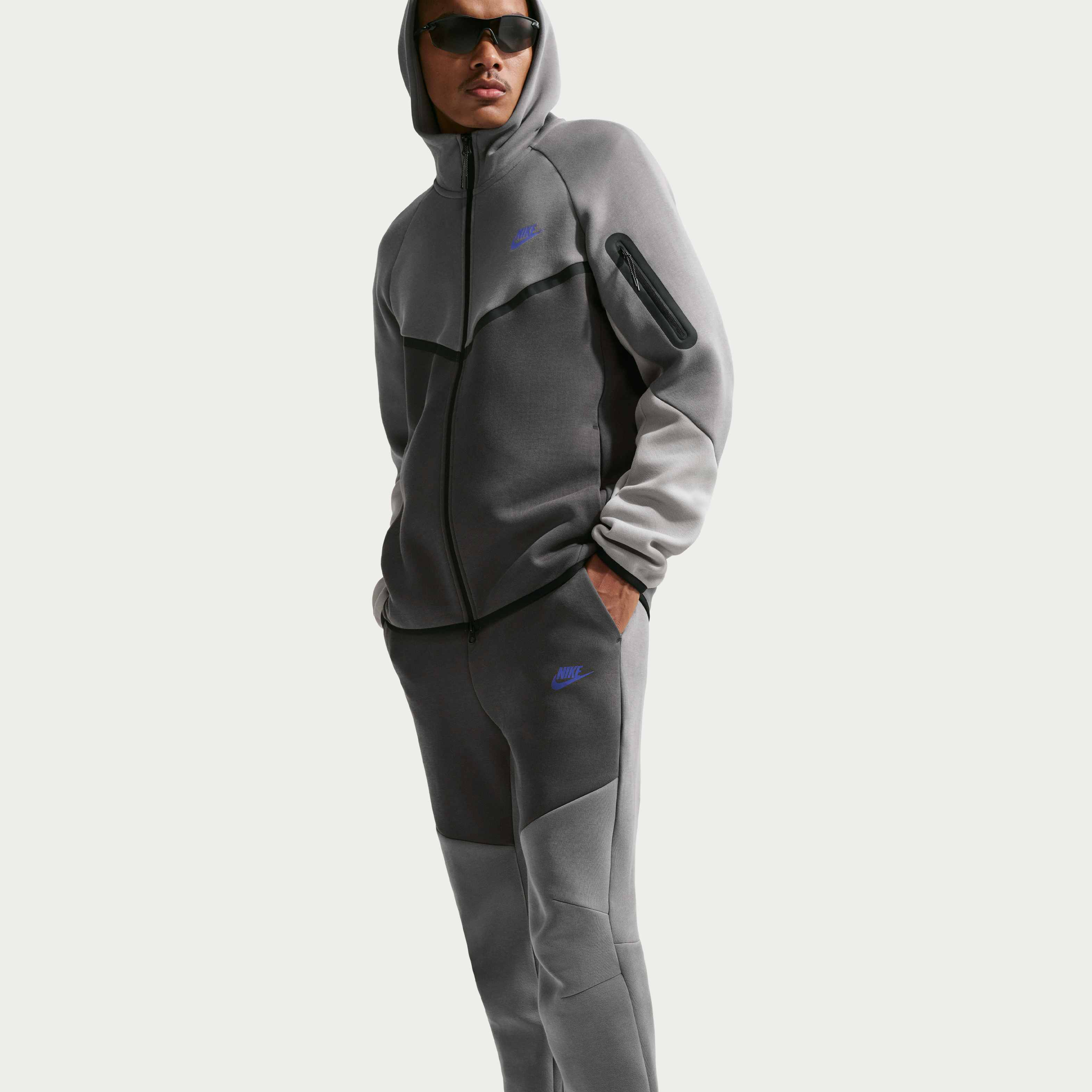 Nike Tech image number 3