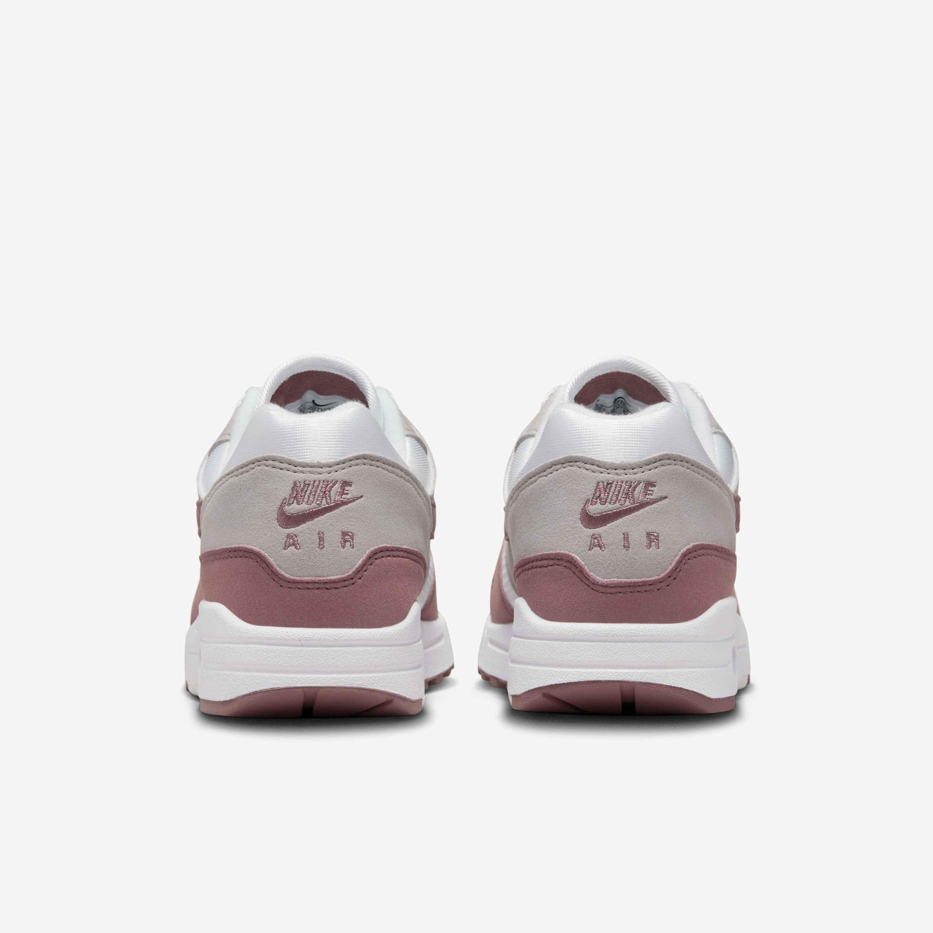 Nike Air Max 1 image number 5