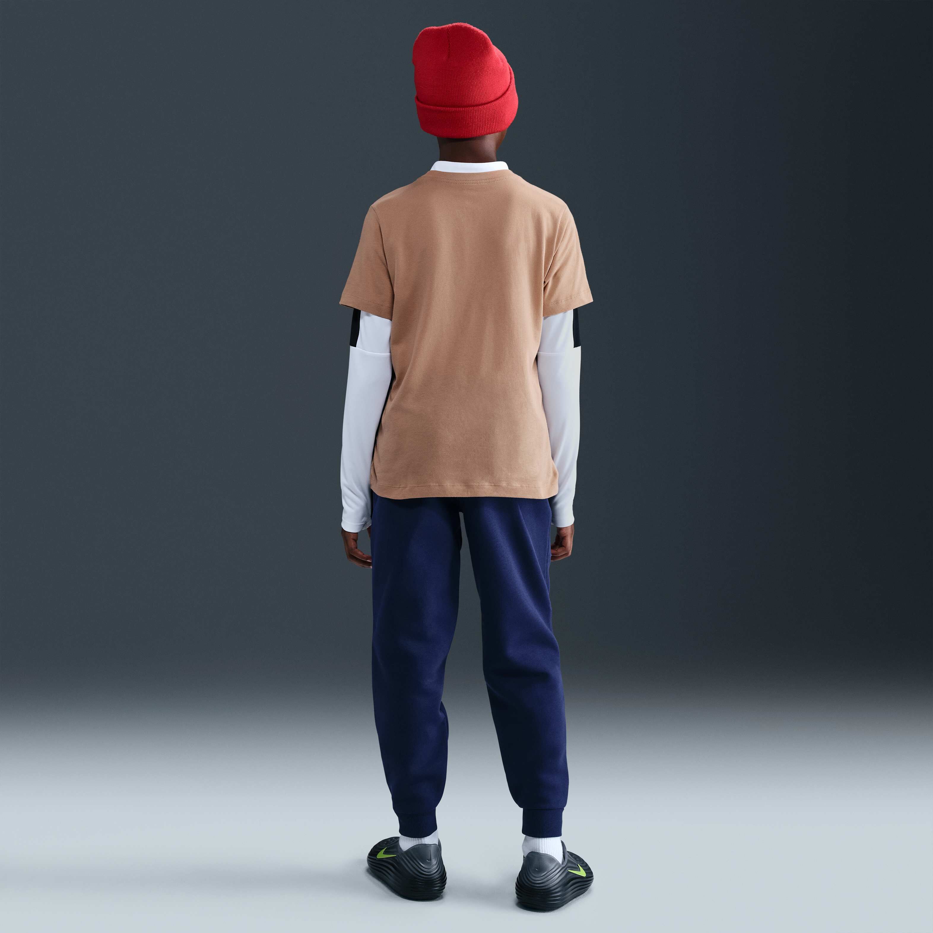 نايكي سبورتسوير image number 4