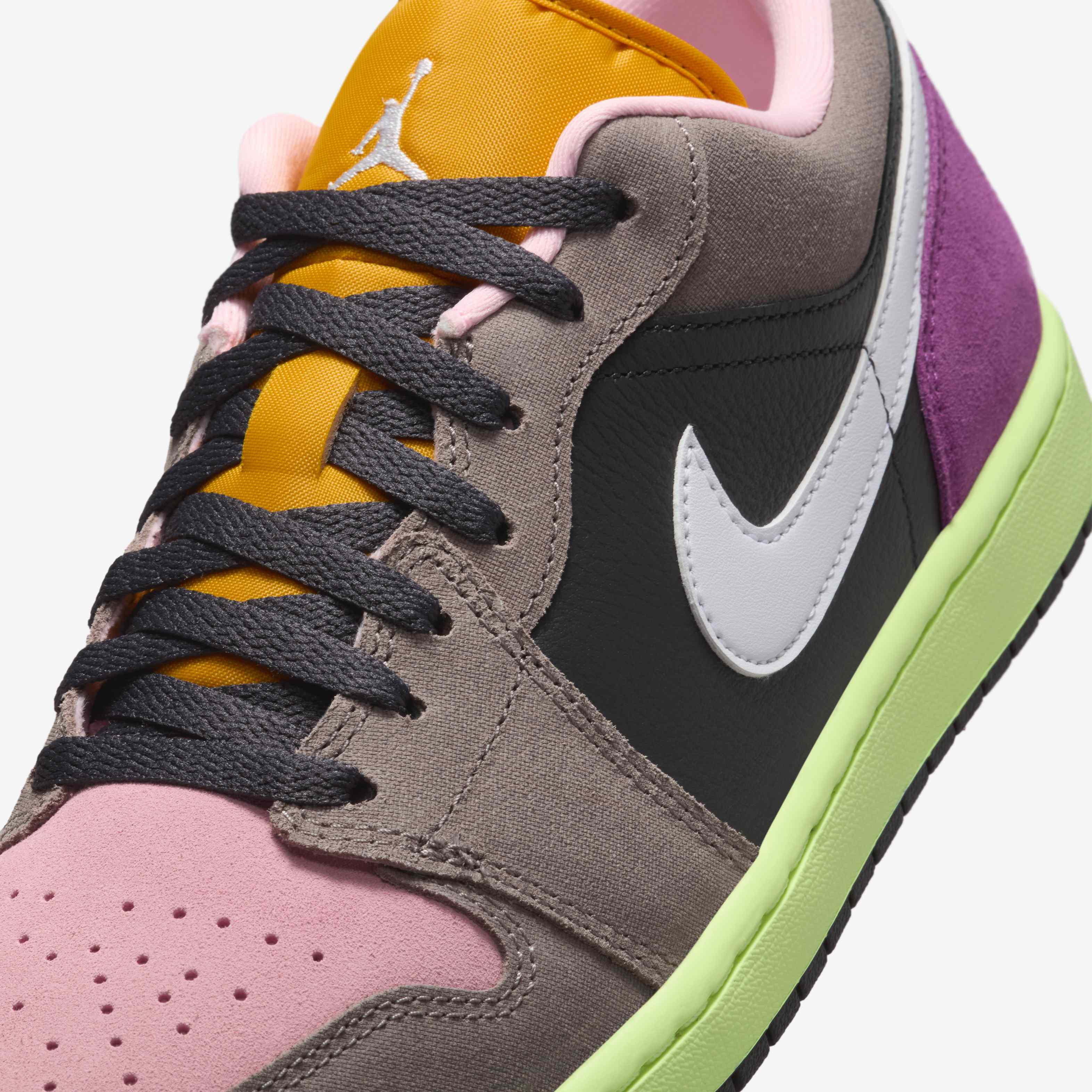 Air Jordan 1 Low SE image number 6