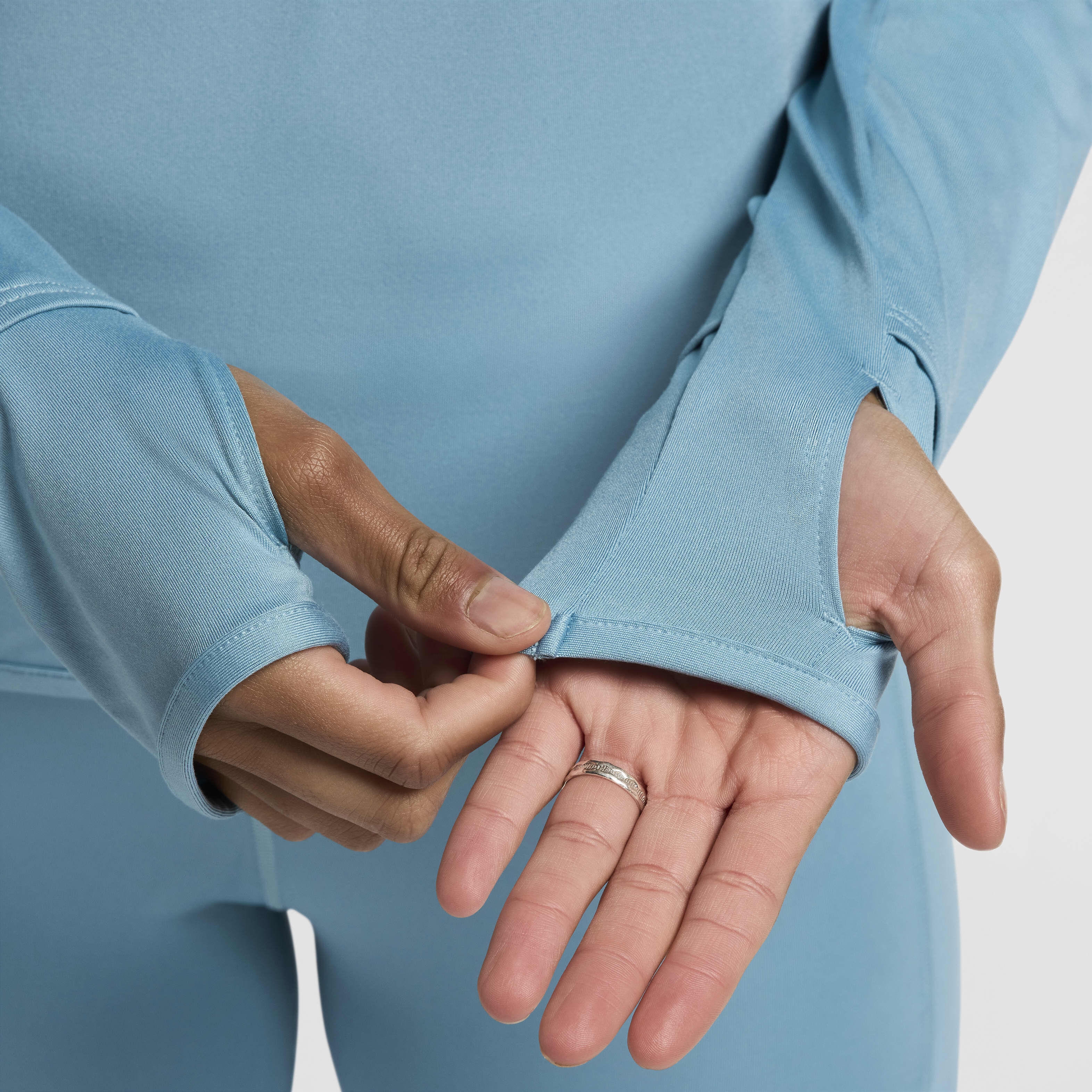 Nike Dri-FIT Swift UV image number 4