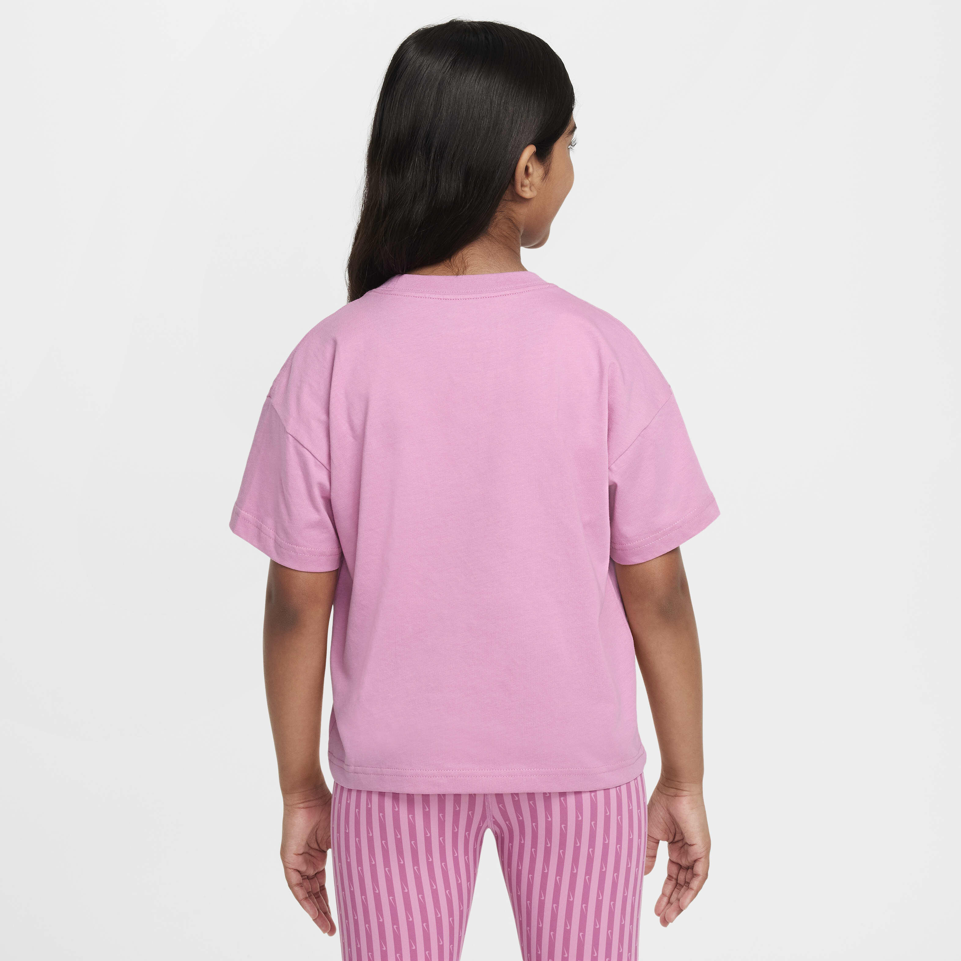 نايكي سبورتسوير ايسنشال image number 1