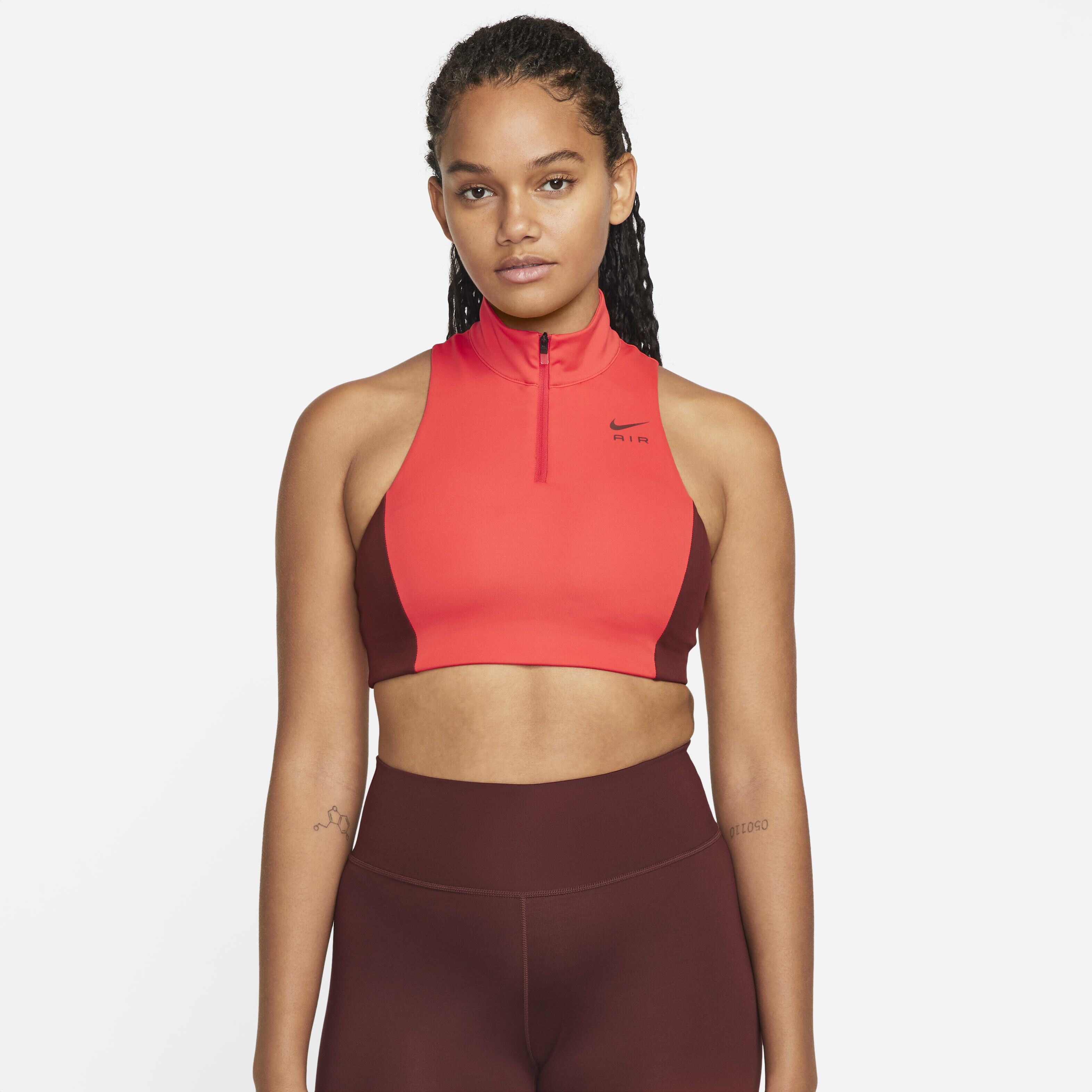 Nike high neck sports bra 2025