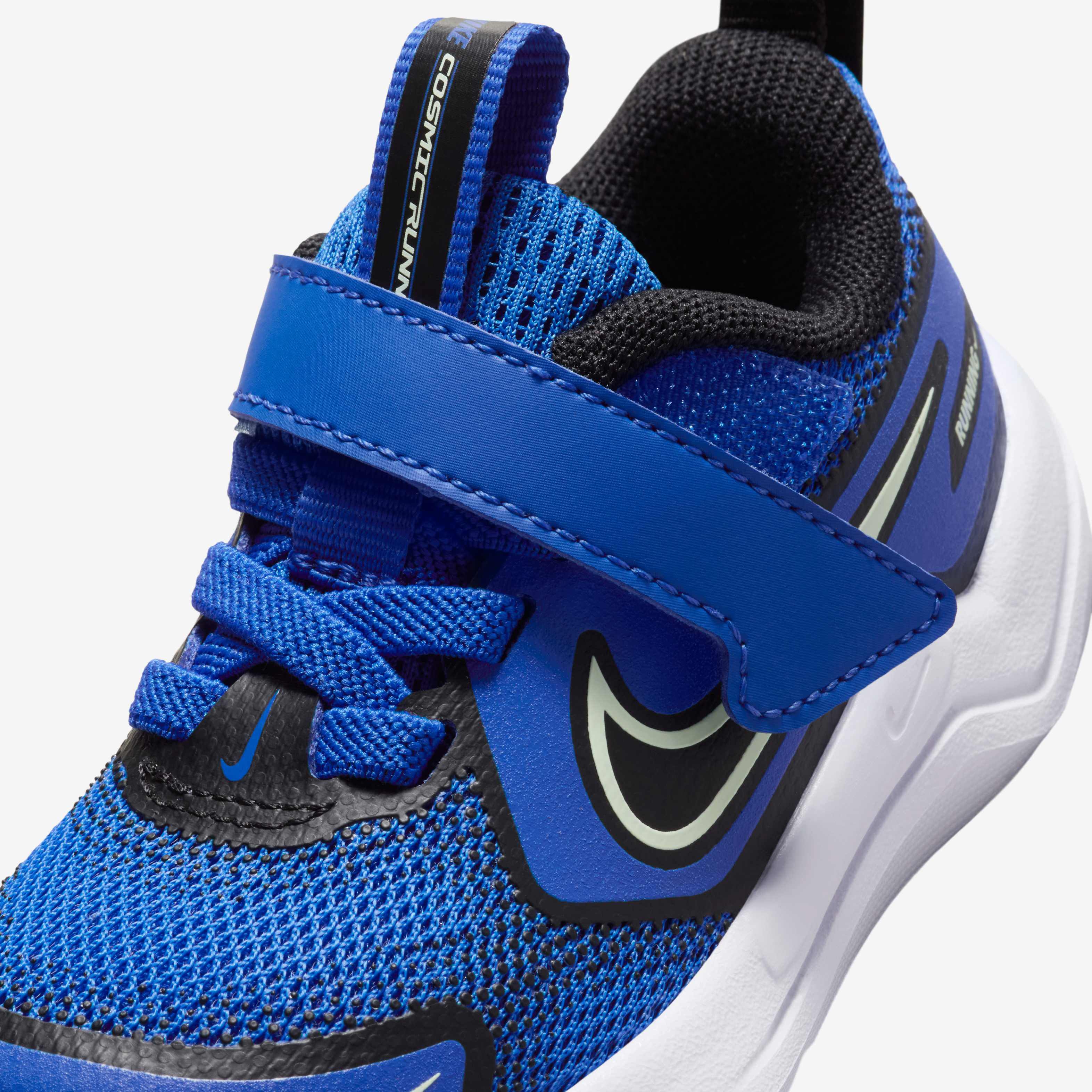Nike Cosmic Runner image number 6