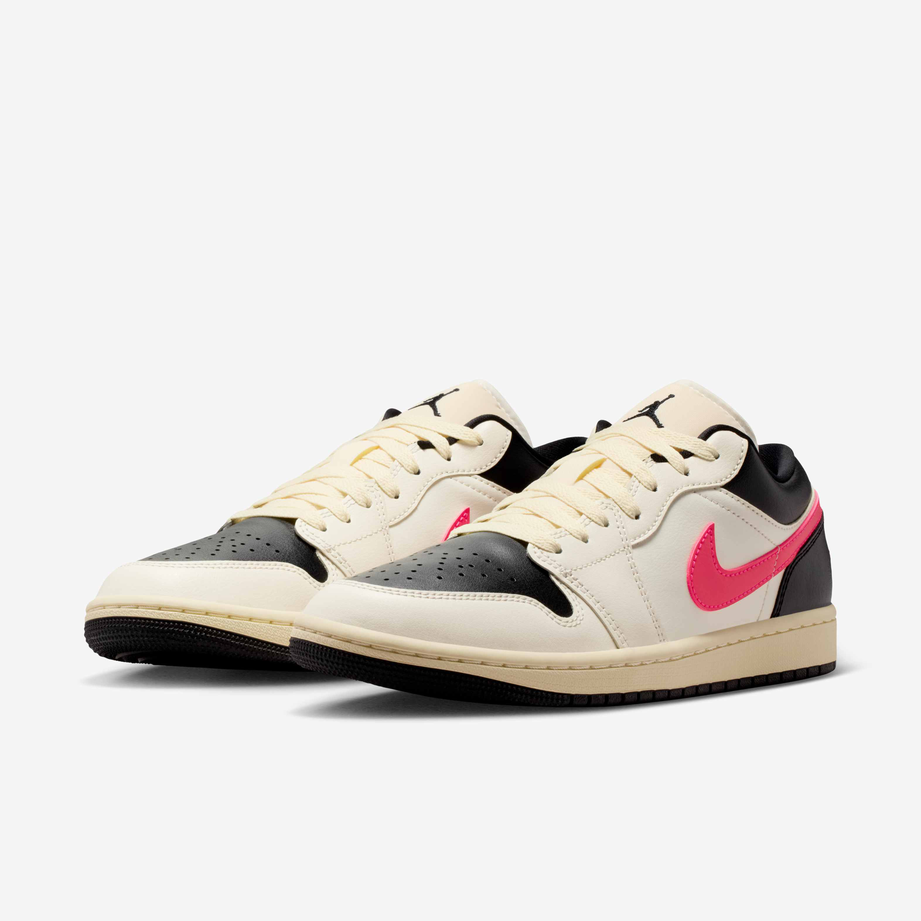 Air Jordan 1 Low image number 4