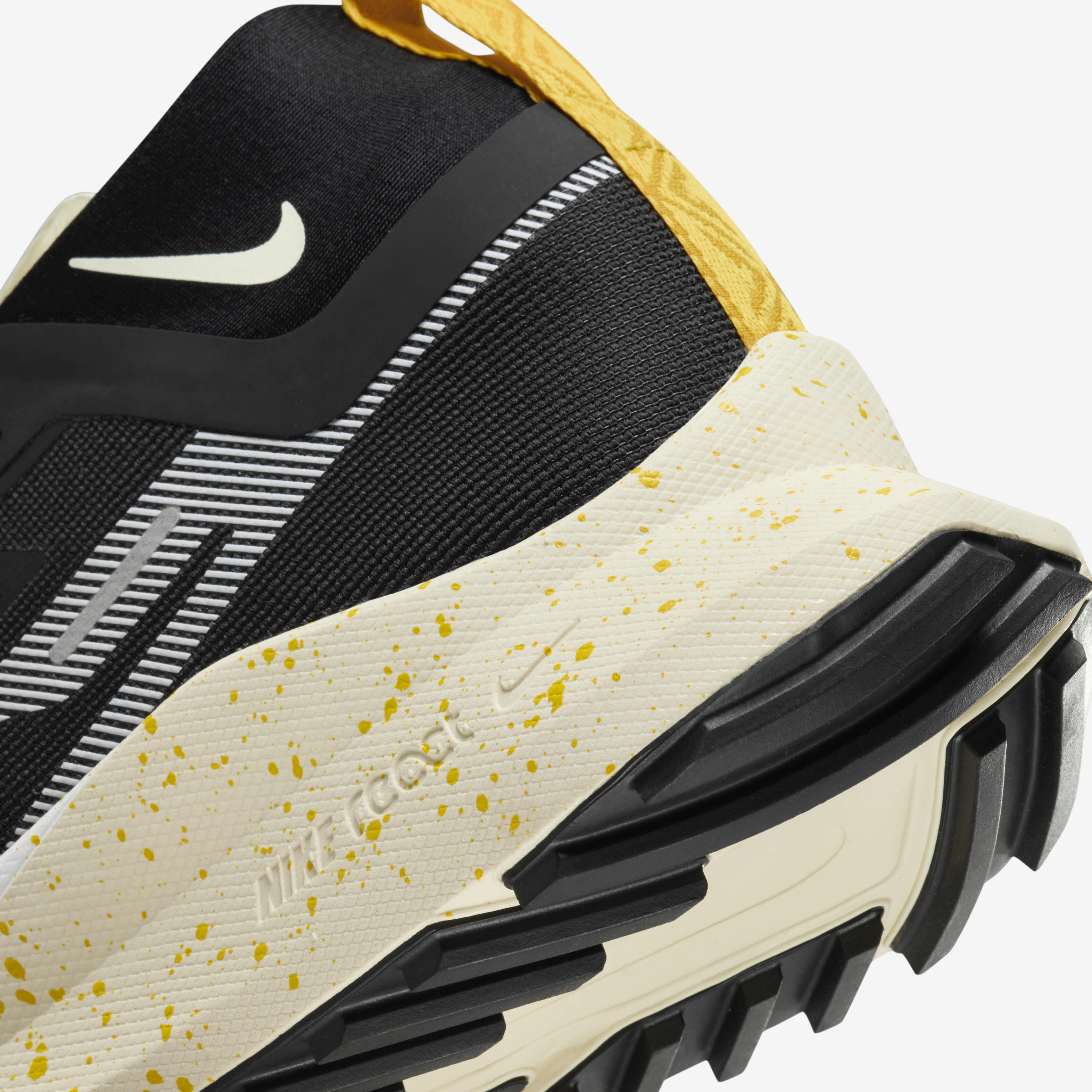 نايكي رياكت بيجاسوس تريل 4 جور-تيكس image number 7