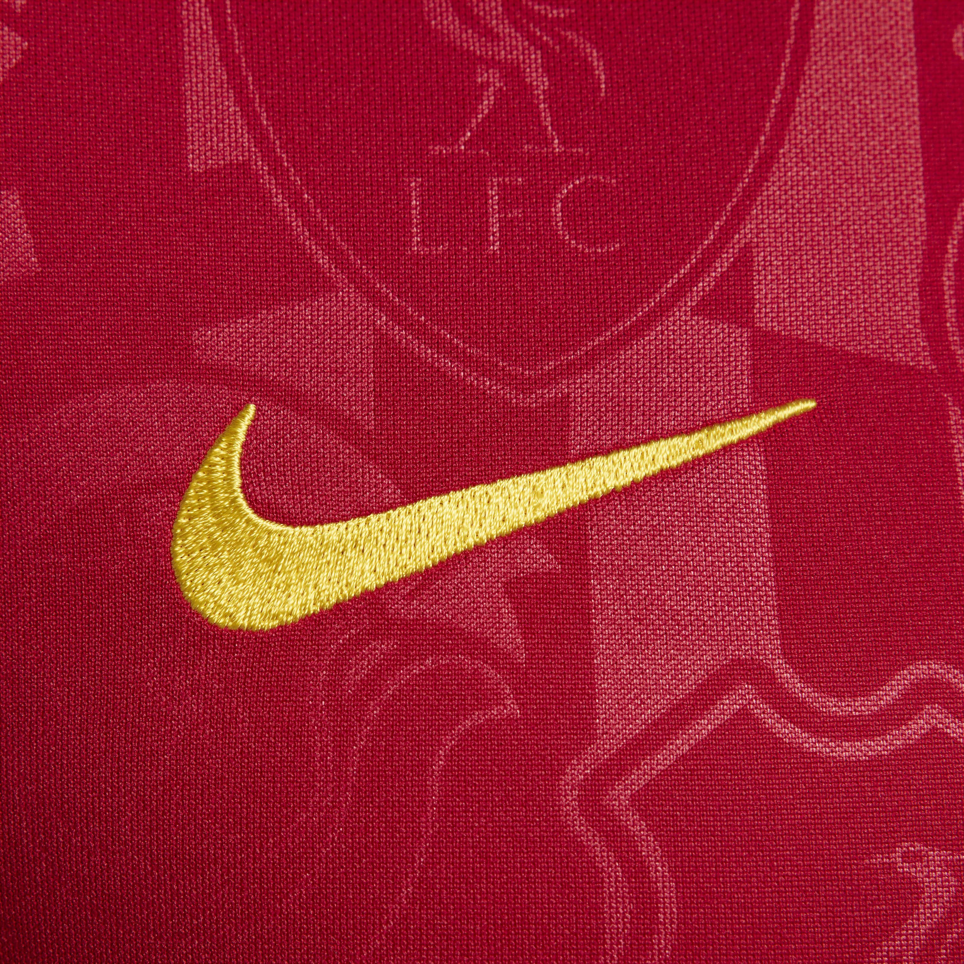 Liverpool F.C. Academy Pro image number 4