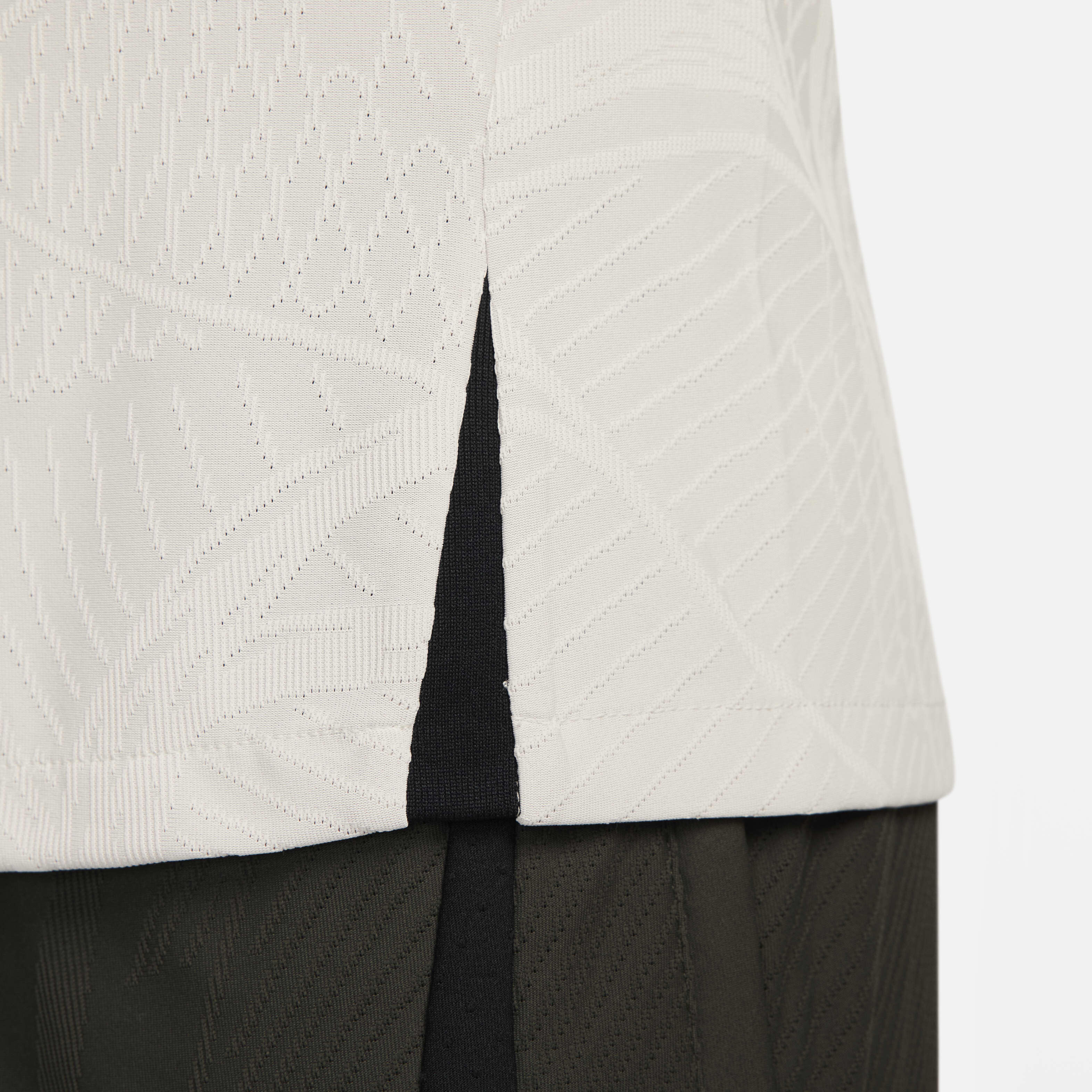 F.C. Barcelona Strike Elite image number 6