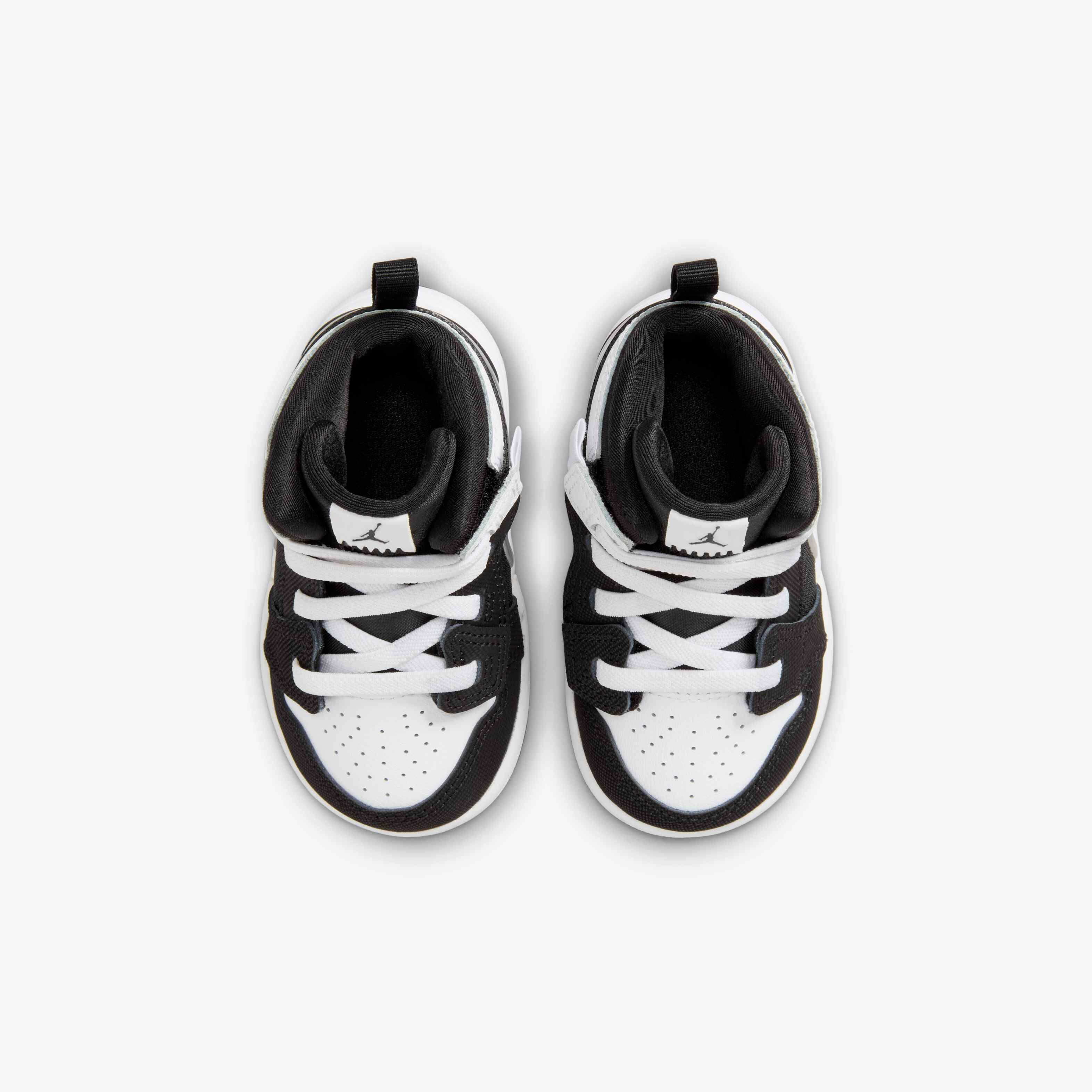 جوردن 1 ميد ايزي اون image number 3