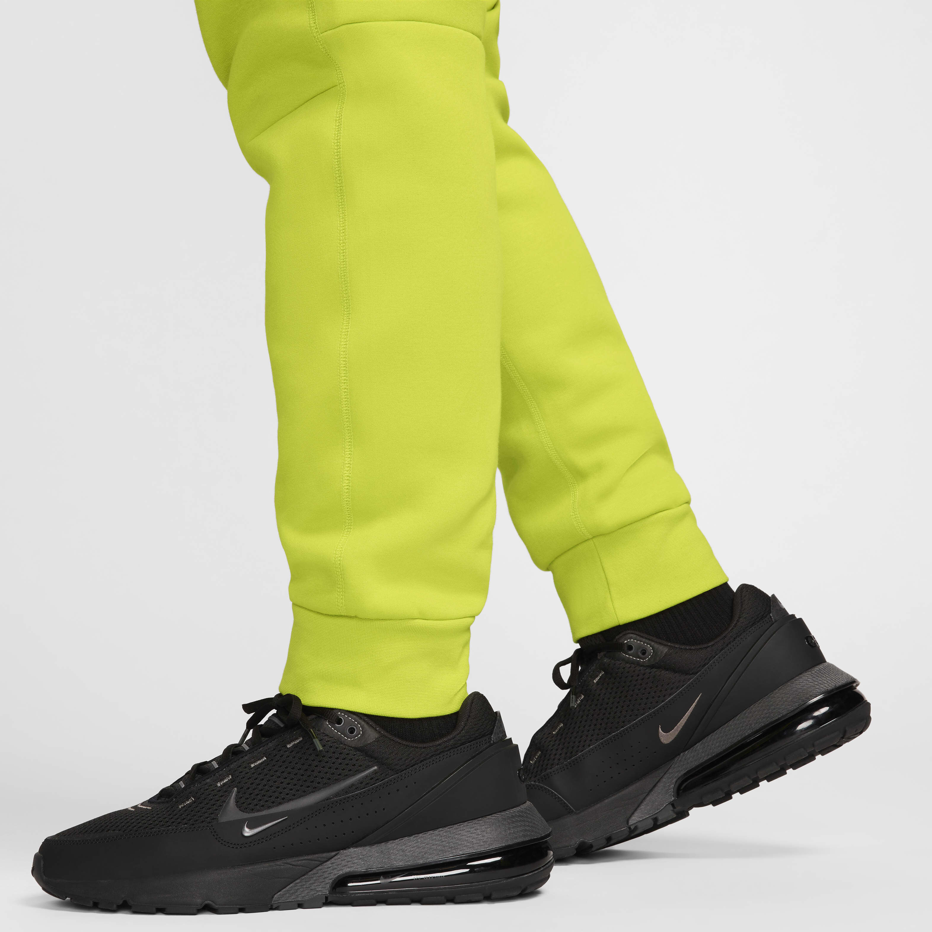 Nike Sportswear Tech Fleece image number 15