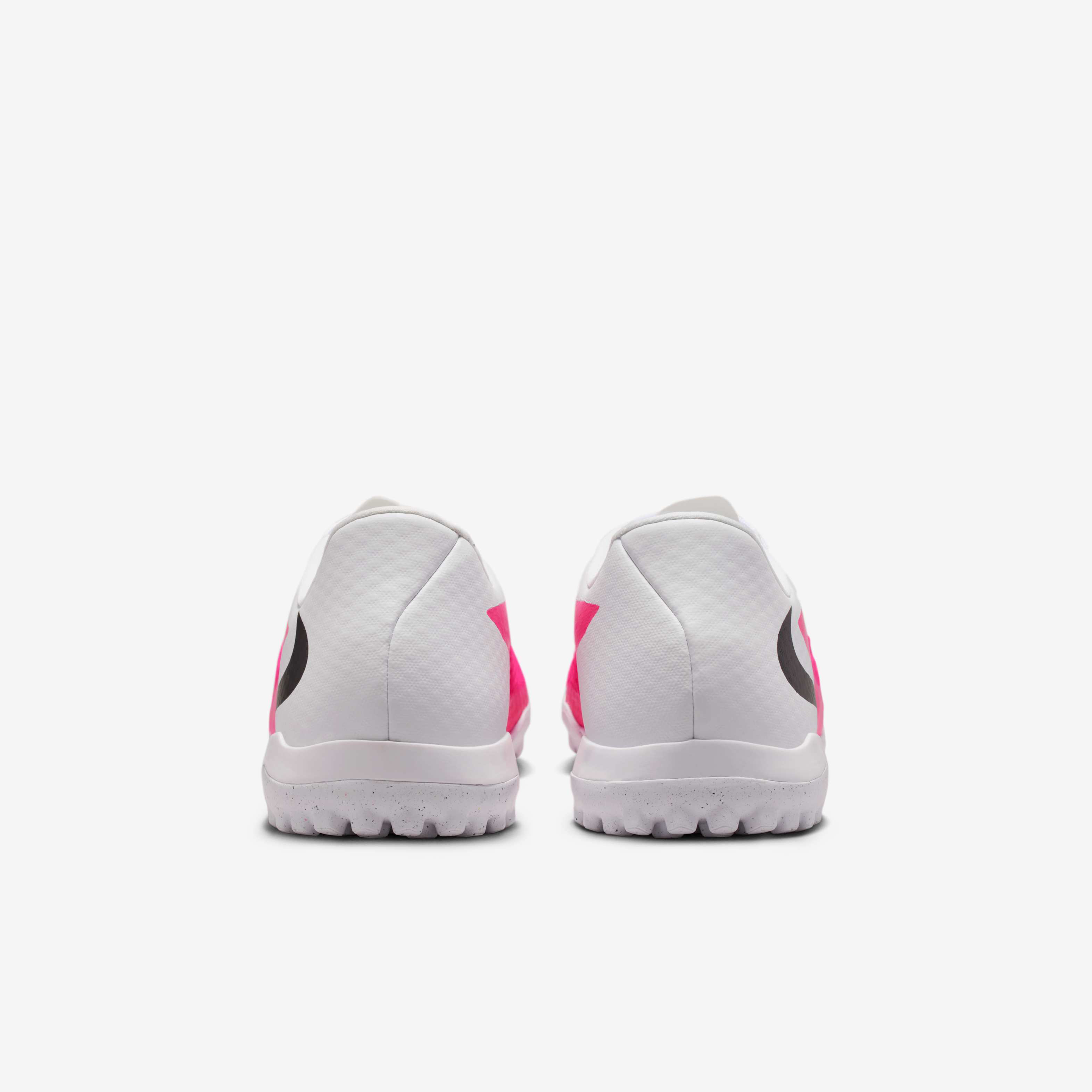 Nike Phantom 6 Low Academy image number 15