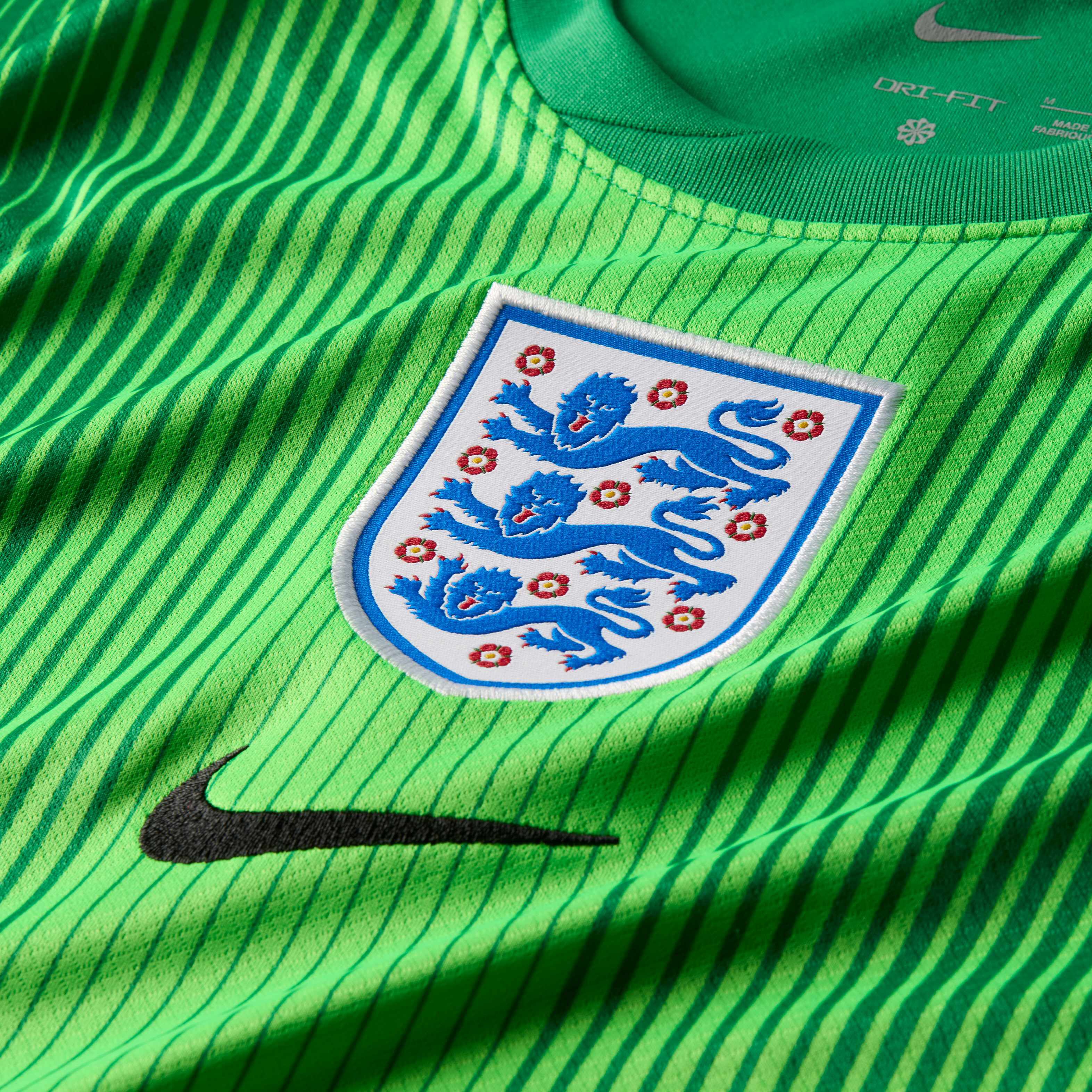 England 2025/26 Stadium Goalkeeper image number 5