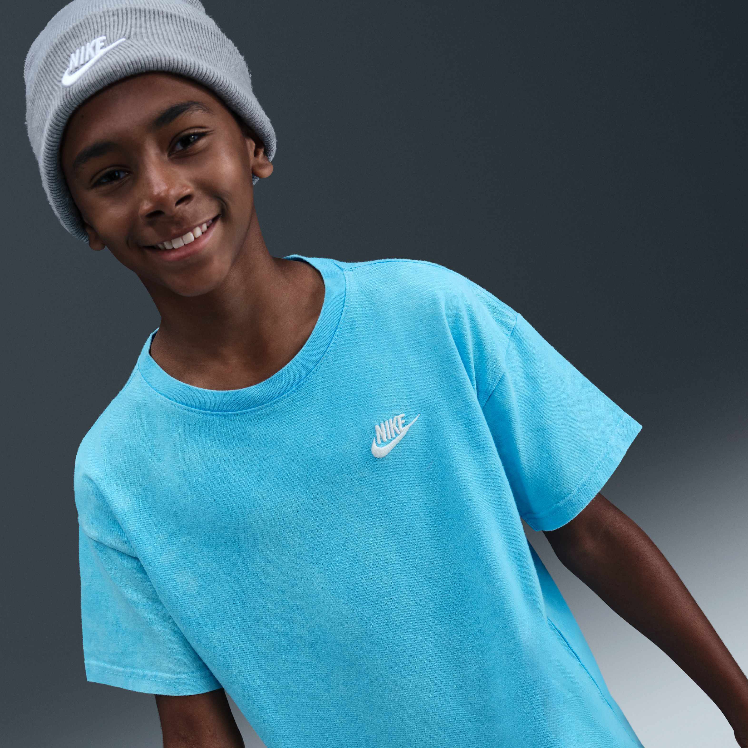 نايكي سبورتسوير كلوب image number 0