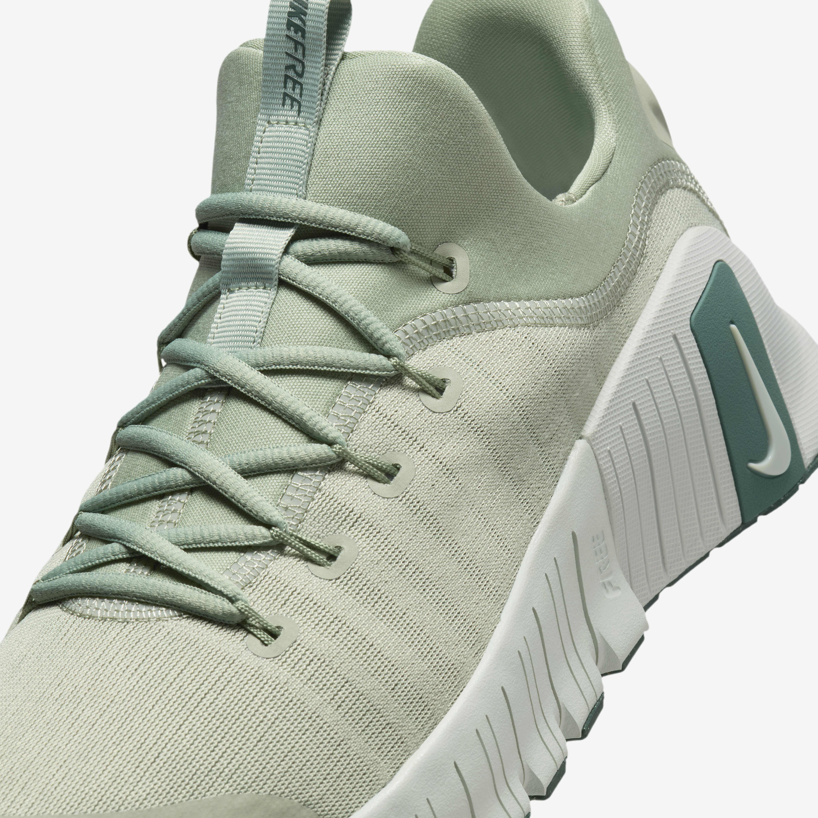 Buy Nike Free Metcon 6 Men s Workout Shoes Jade Horizon Light Silver Vintage Green Nike Saudi Official