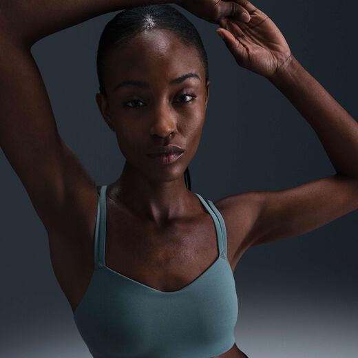 Nike Zenvy Strappy Nike Zenvy Strappy