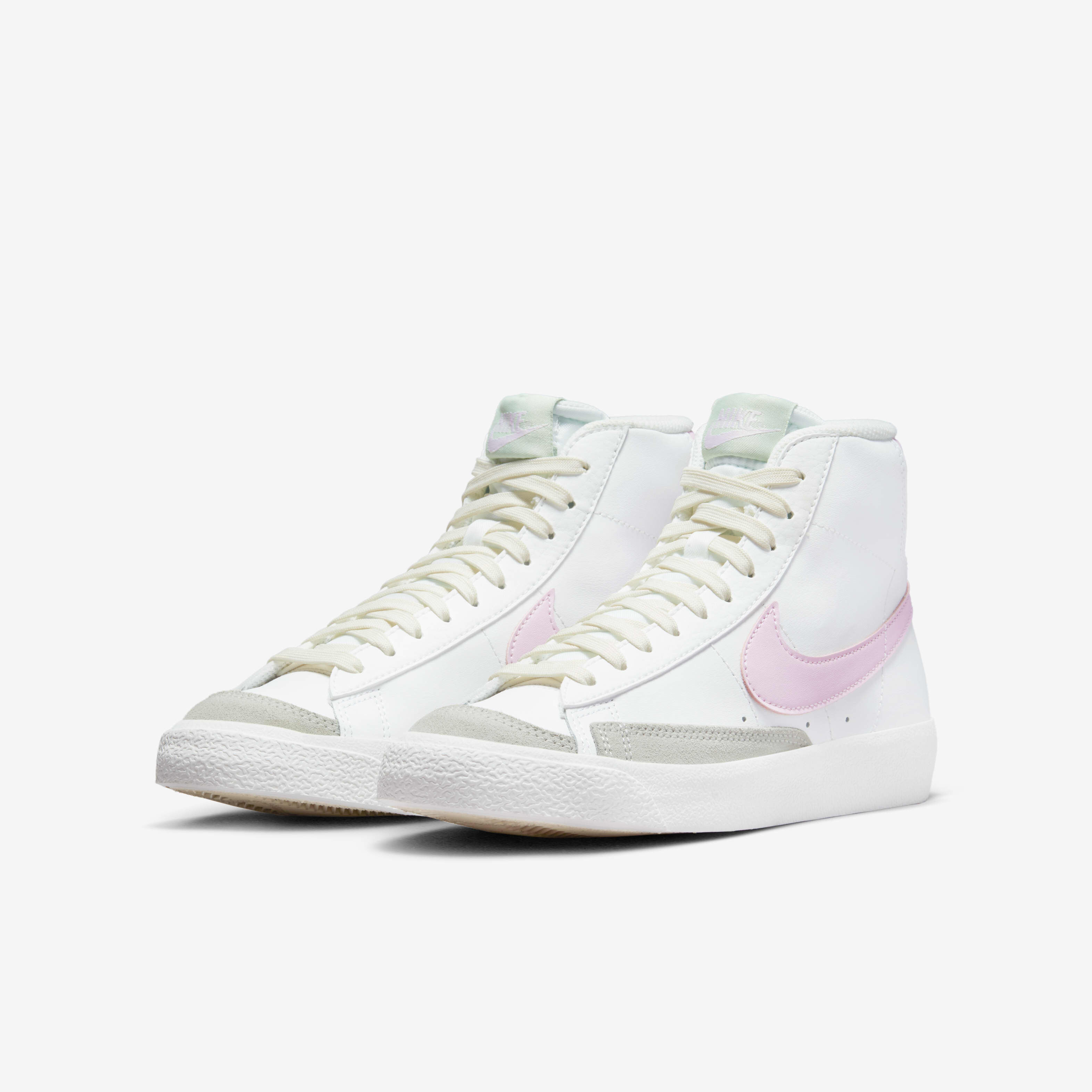 Nike Blazer Mid '77 image number 4