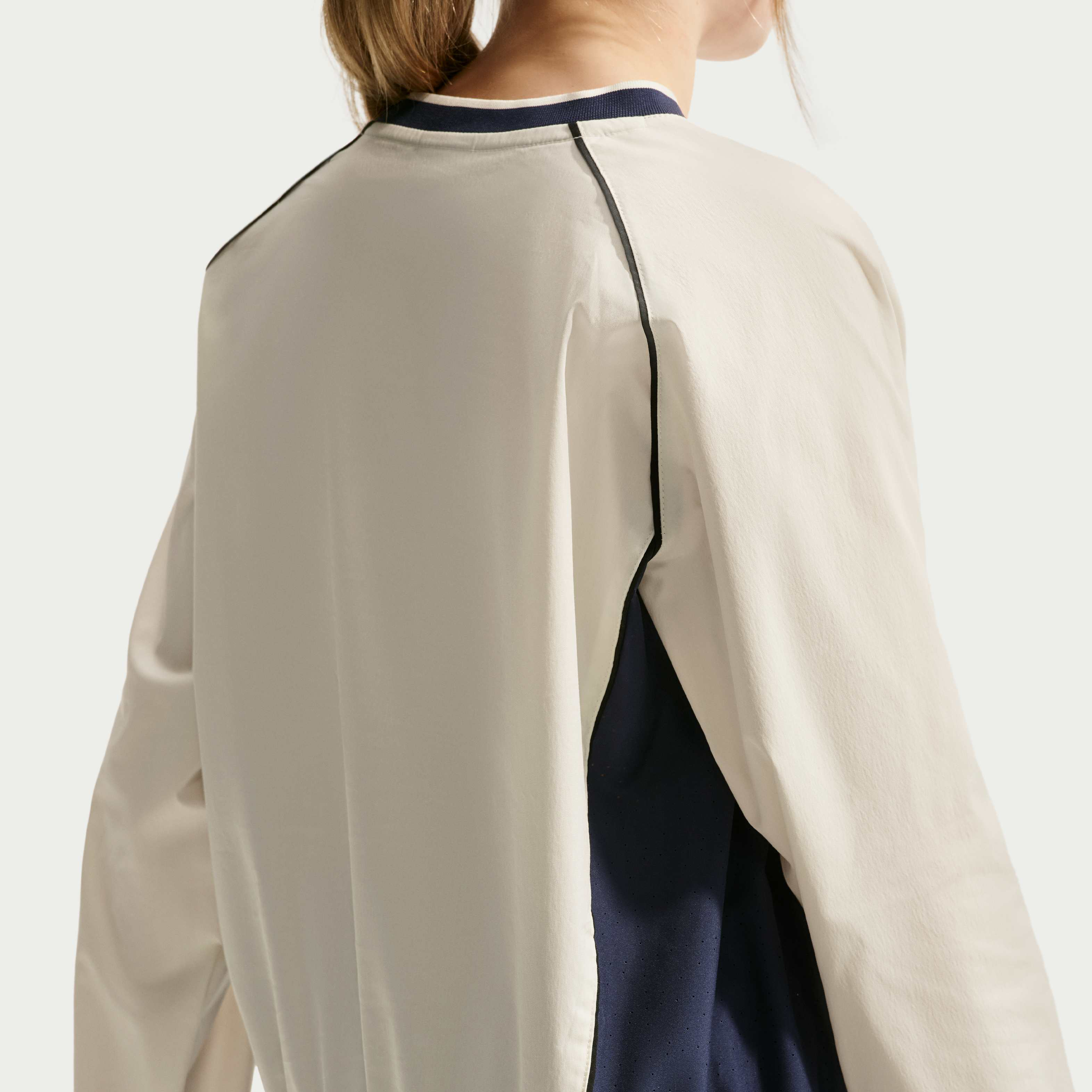 نايكي سبورتسوير image number 3