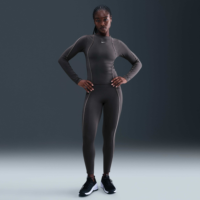 Nike One Fitted image number 3 Nike One Fitted image number 3