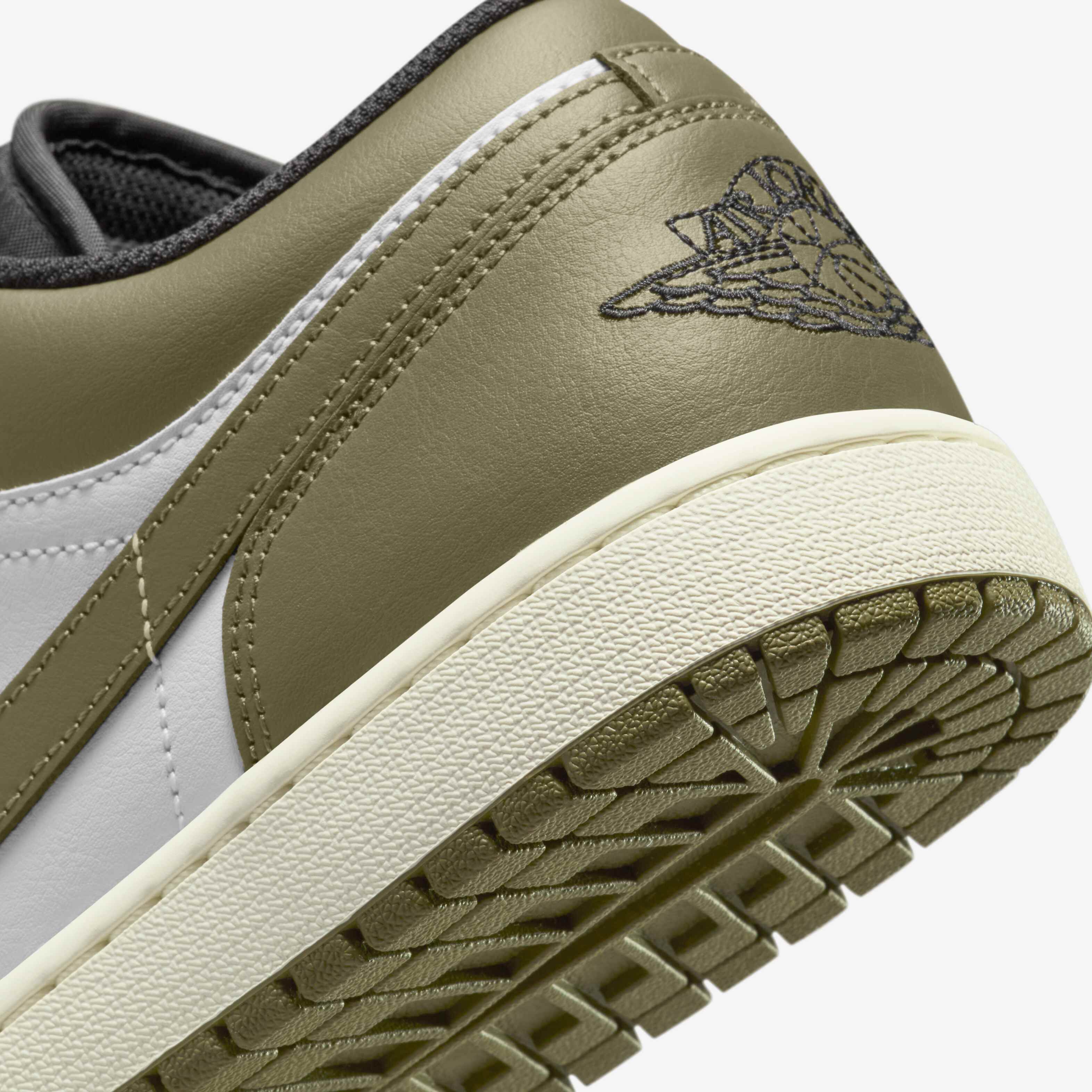 Air Jordan 1 Low Shoes image number 7
