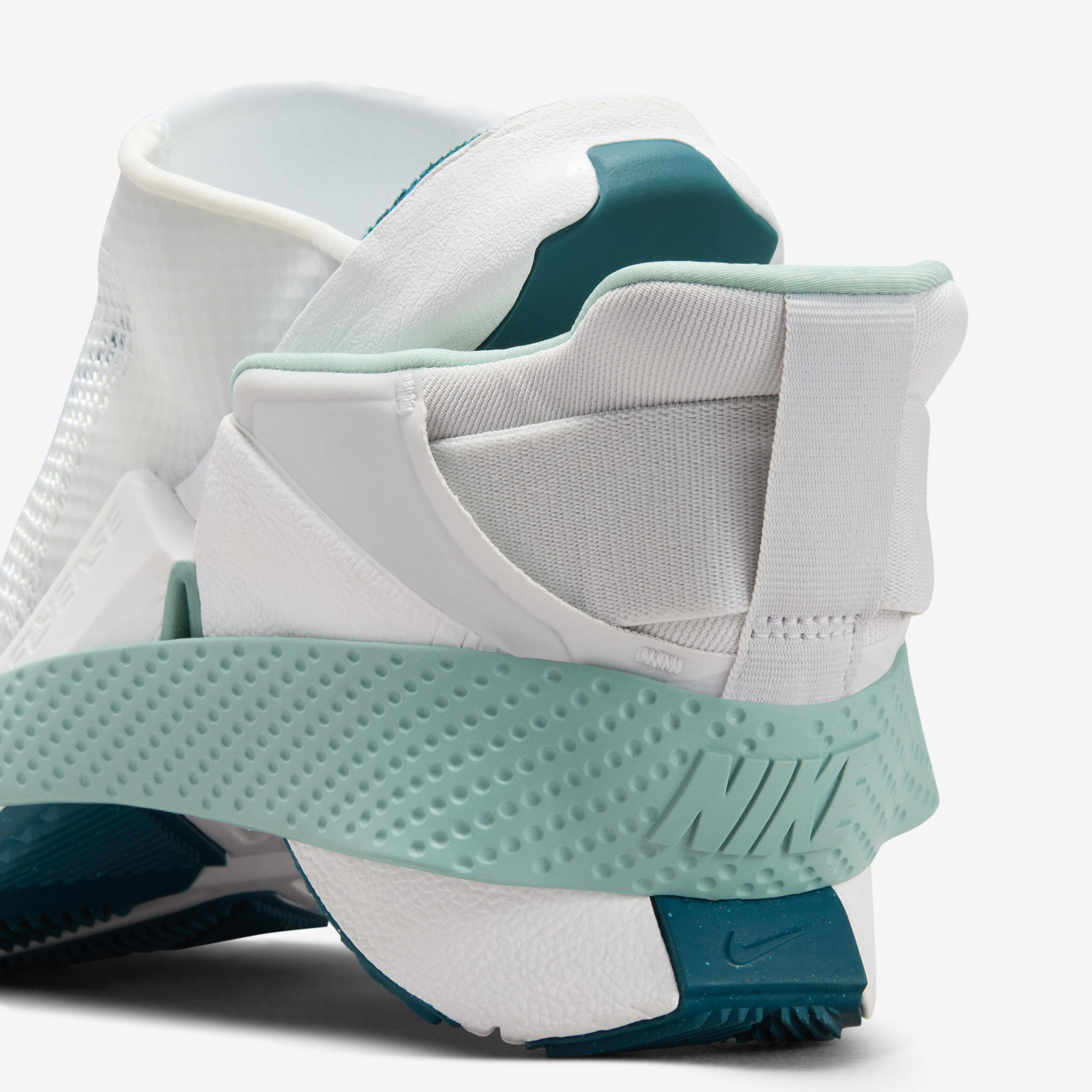 Nike Go FlyEase image number 10