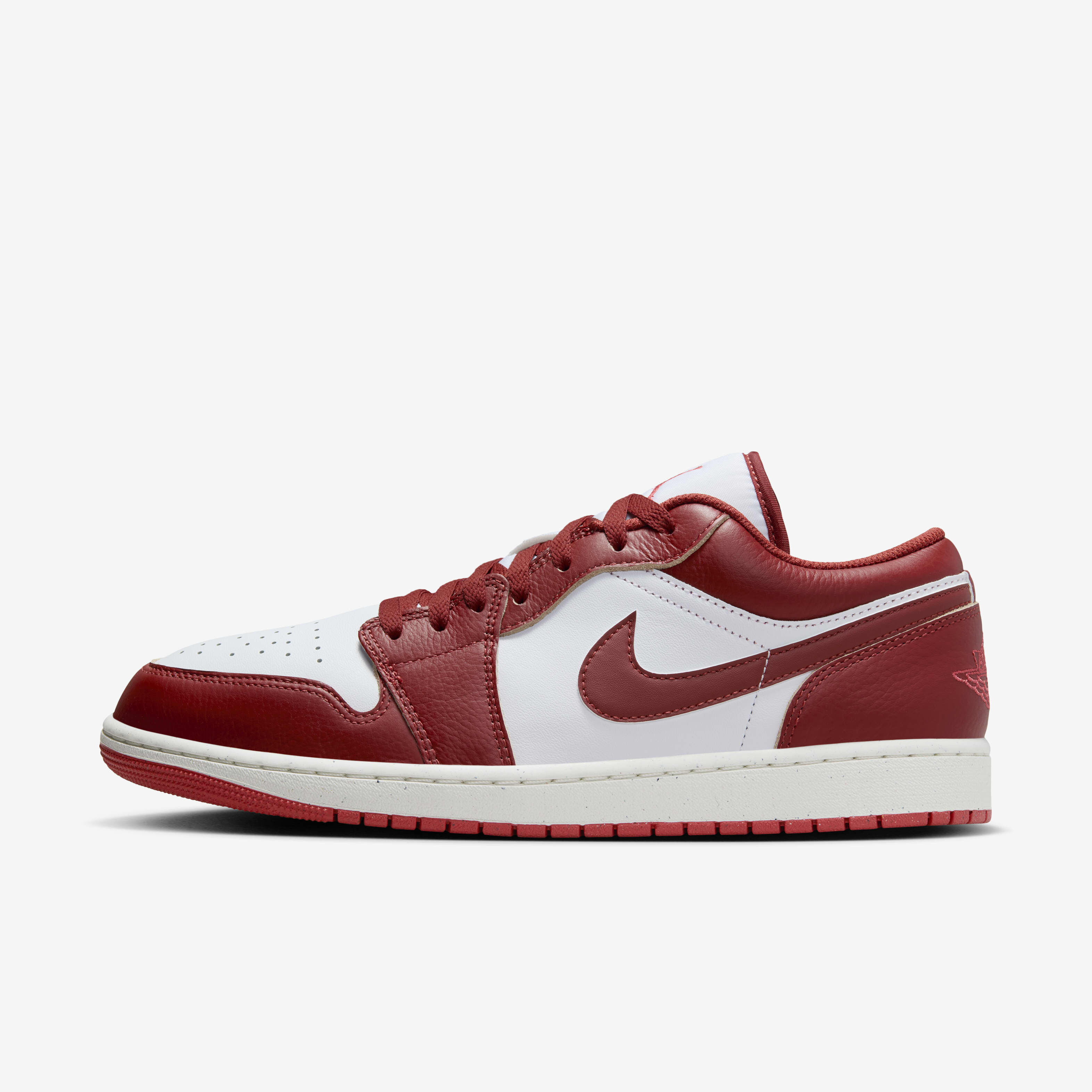 Buy Air Jordan 1 Low SE Men s Shoes Nike Saudi Official