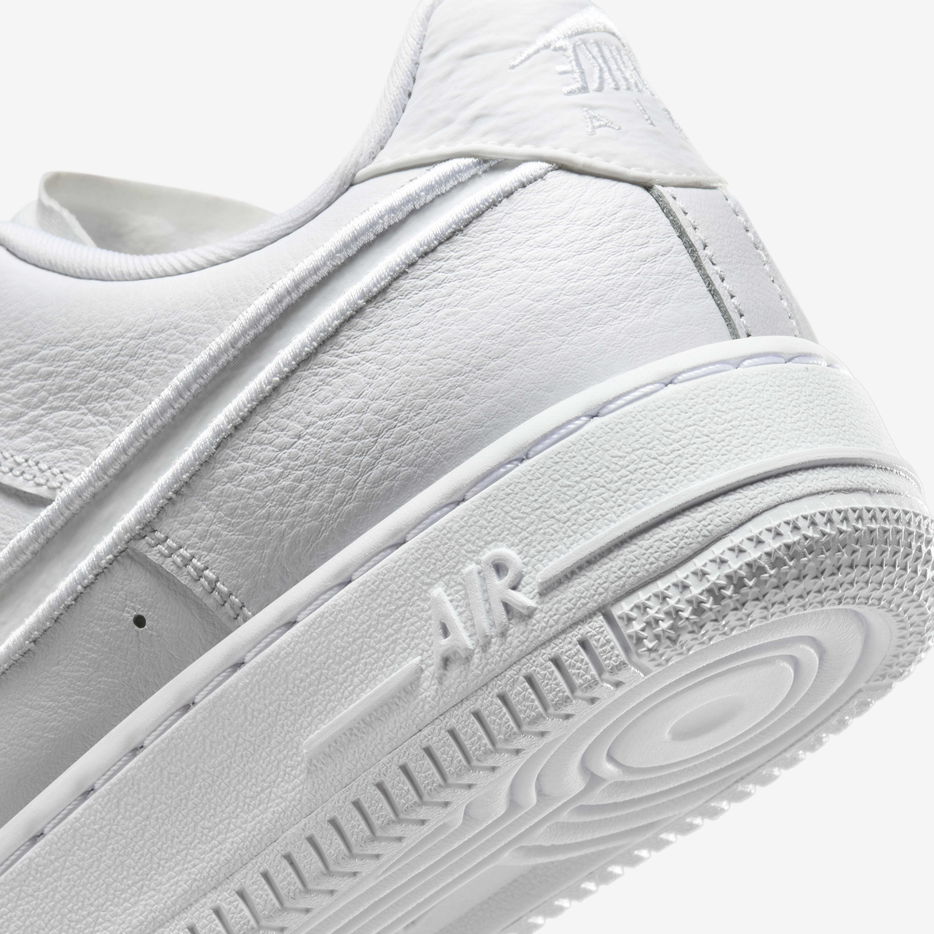 Buy Nike Air Force 1 Dance Women's Shoes - Summit White/Photon  Dust/Metallic Silver | Nike Saudi Official