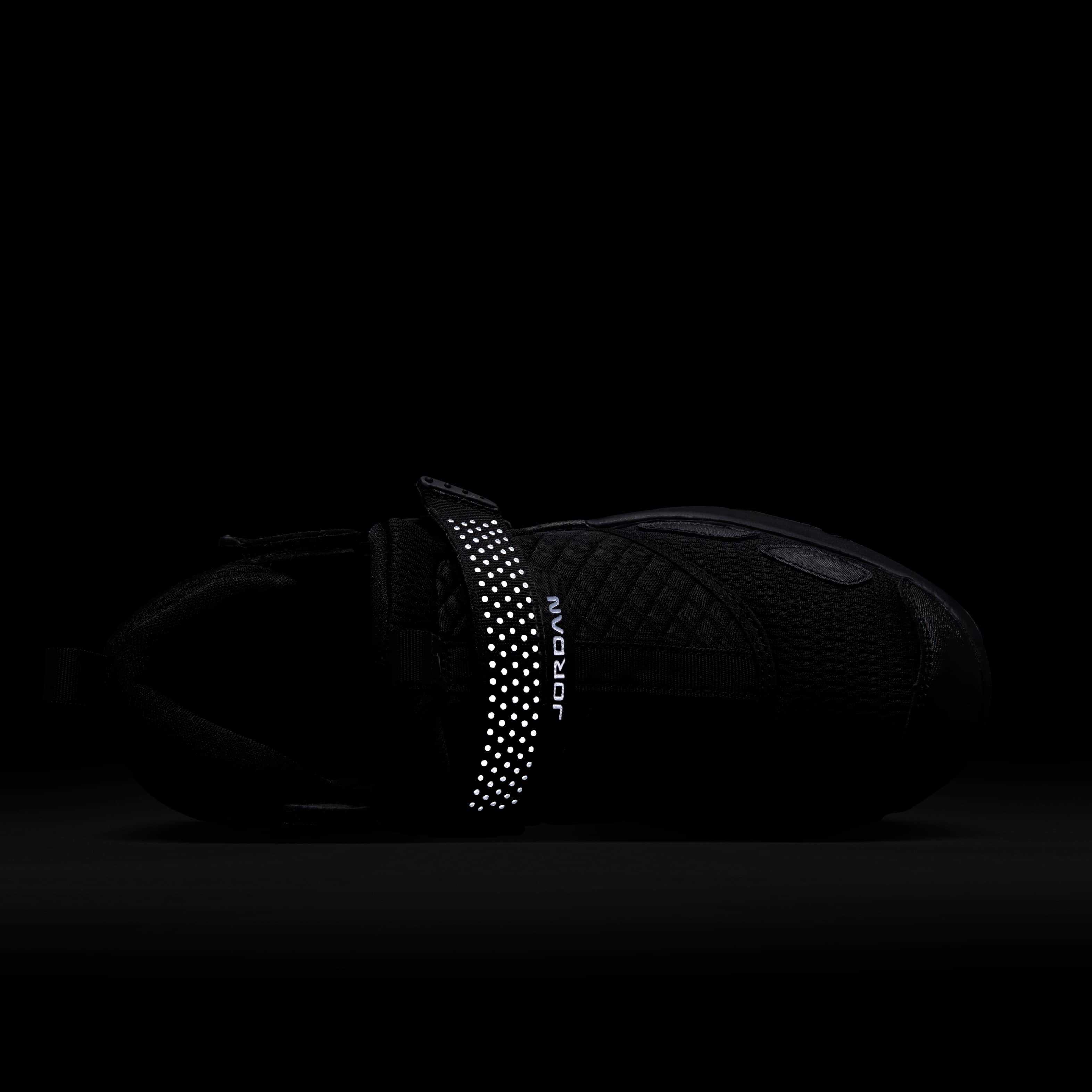 Jordan Trunner LX image number 8