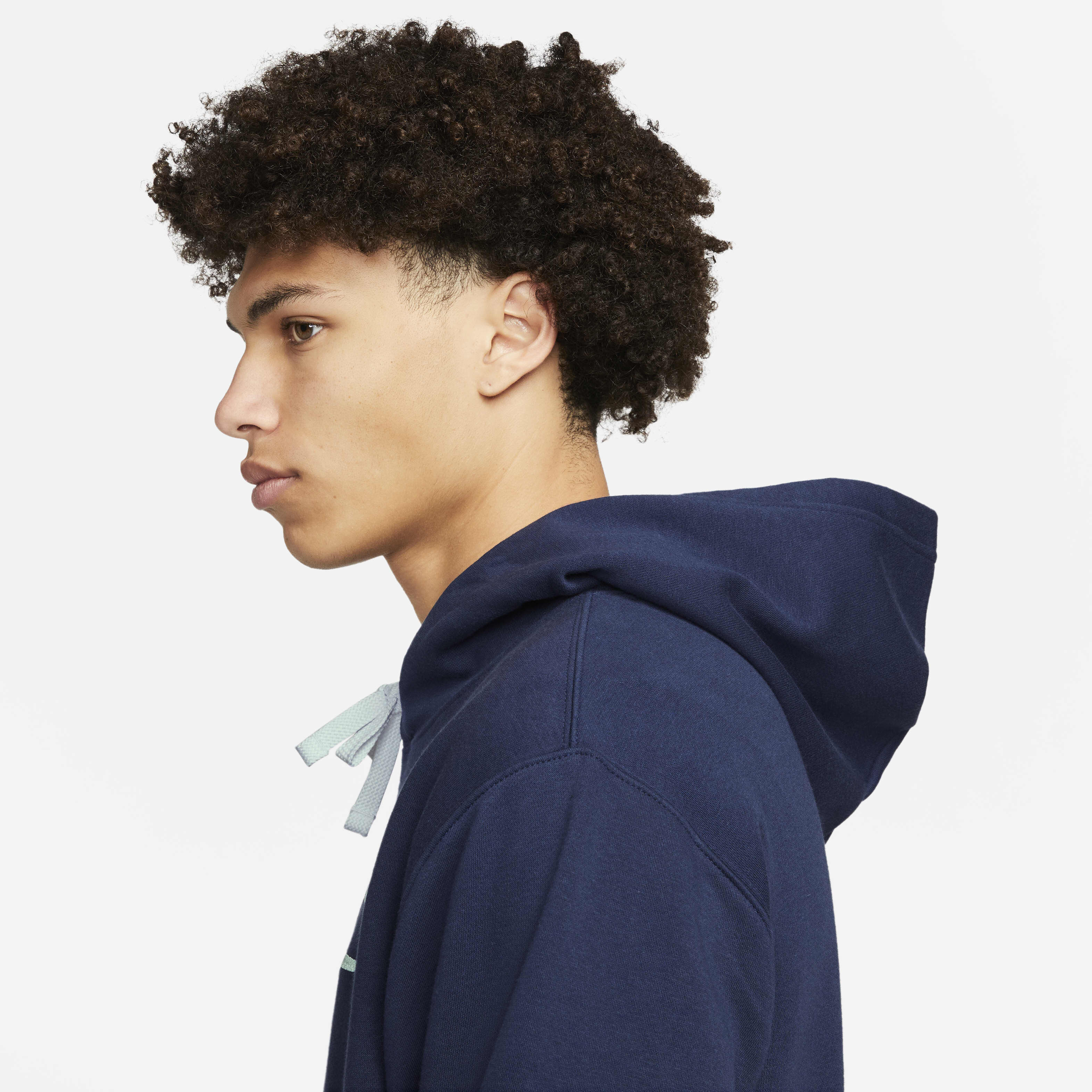 نايكي سبورتسوير image number 2