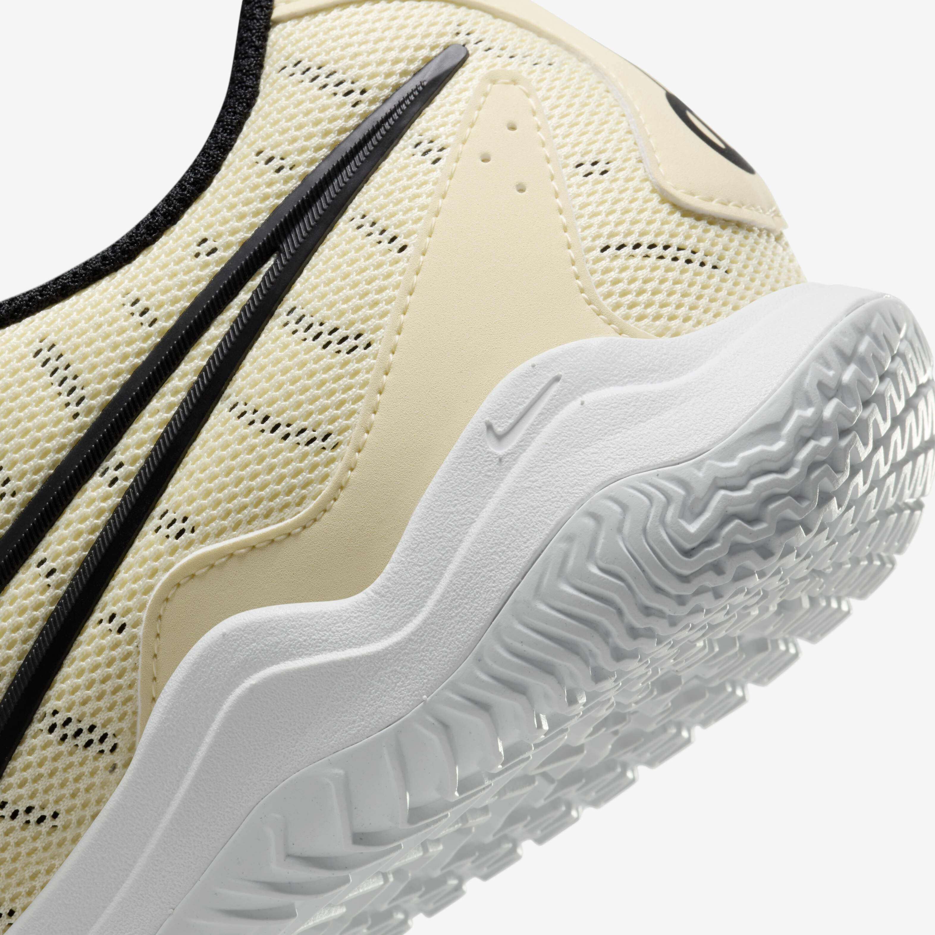 نايكي تيمبو ليجيند 10 اكاديمي image number 7