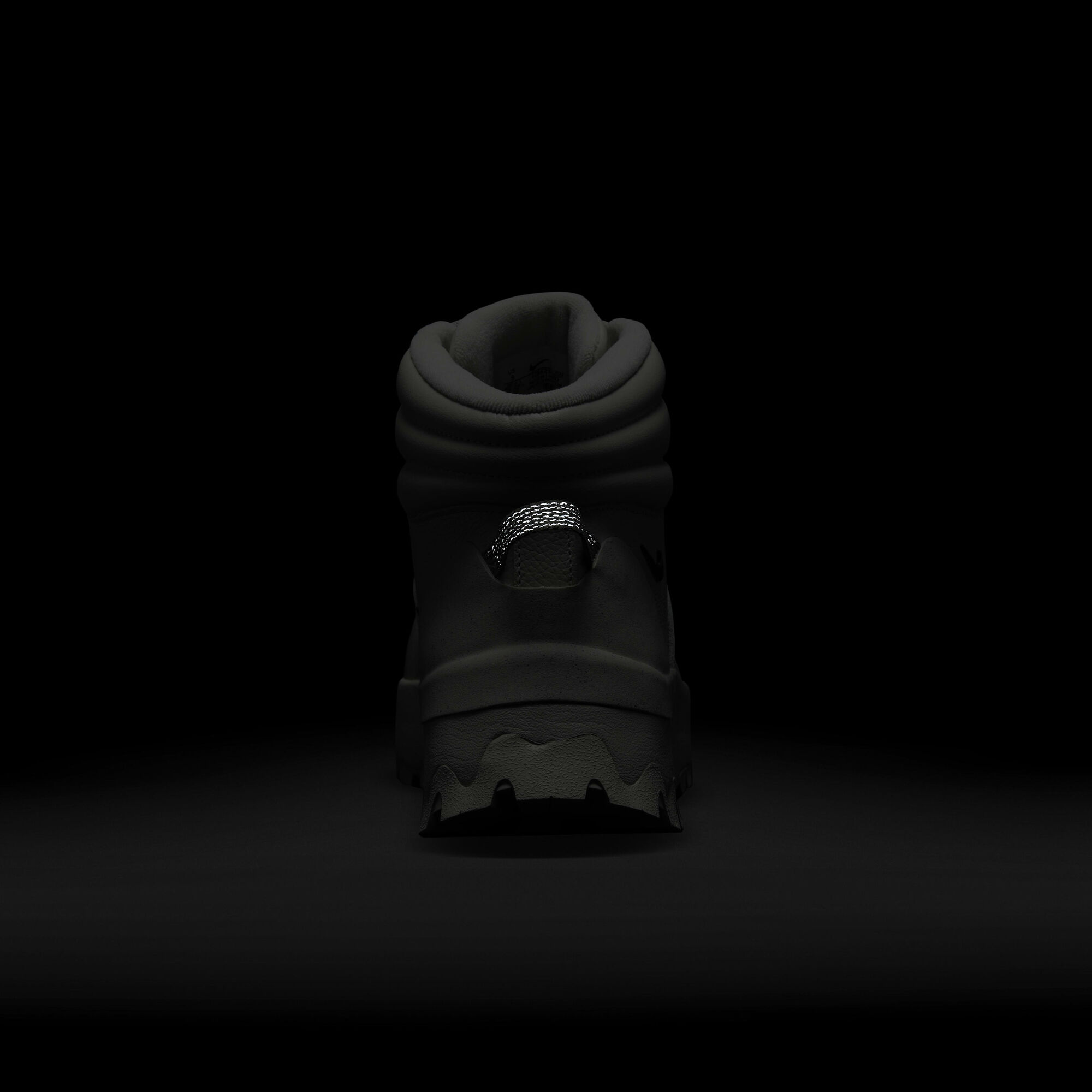 Zoom image