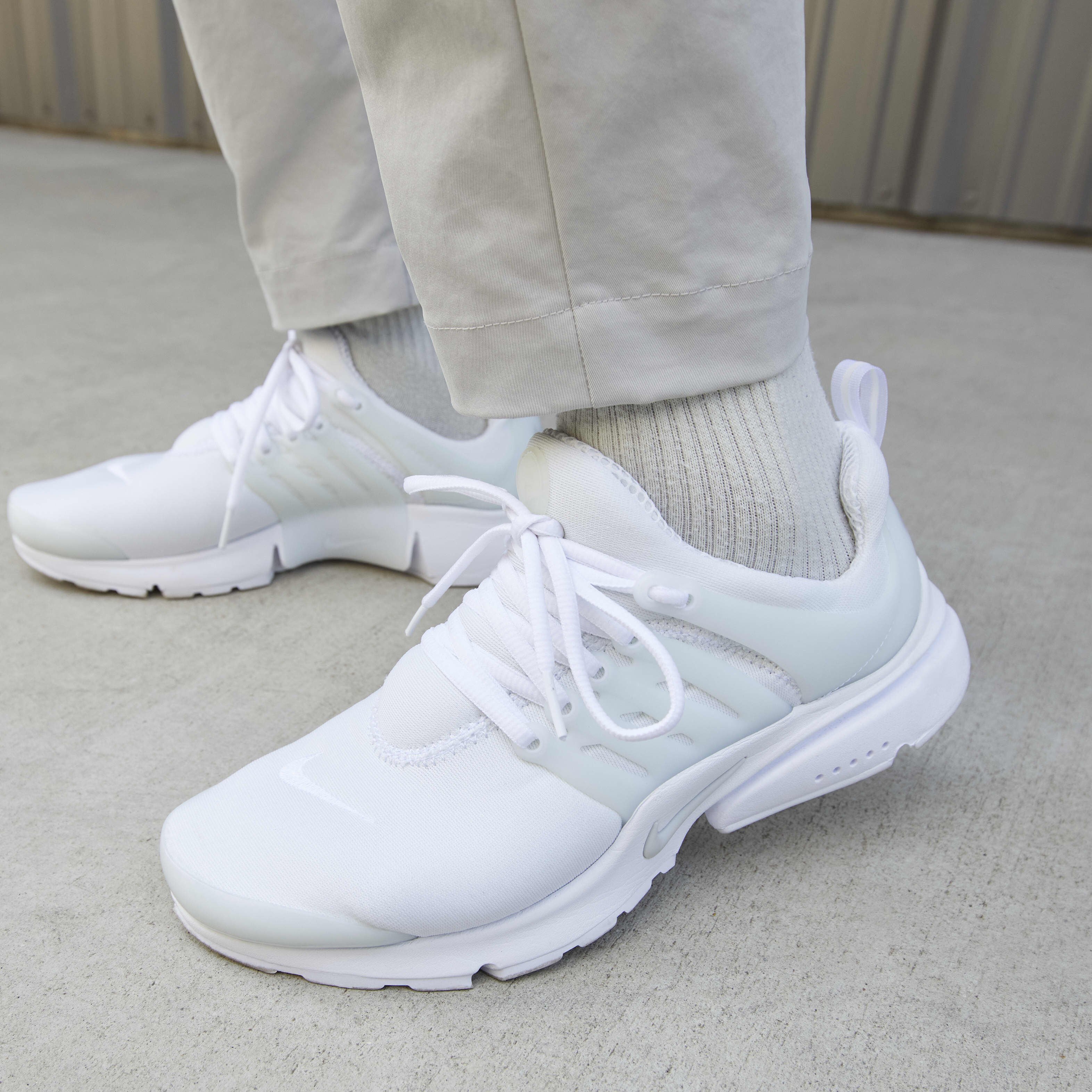 Nike presto fly mens white clearance
