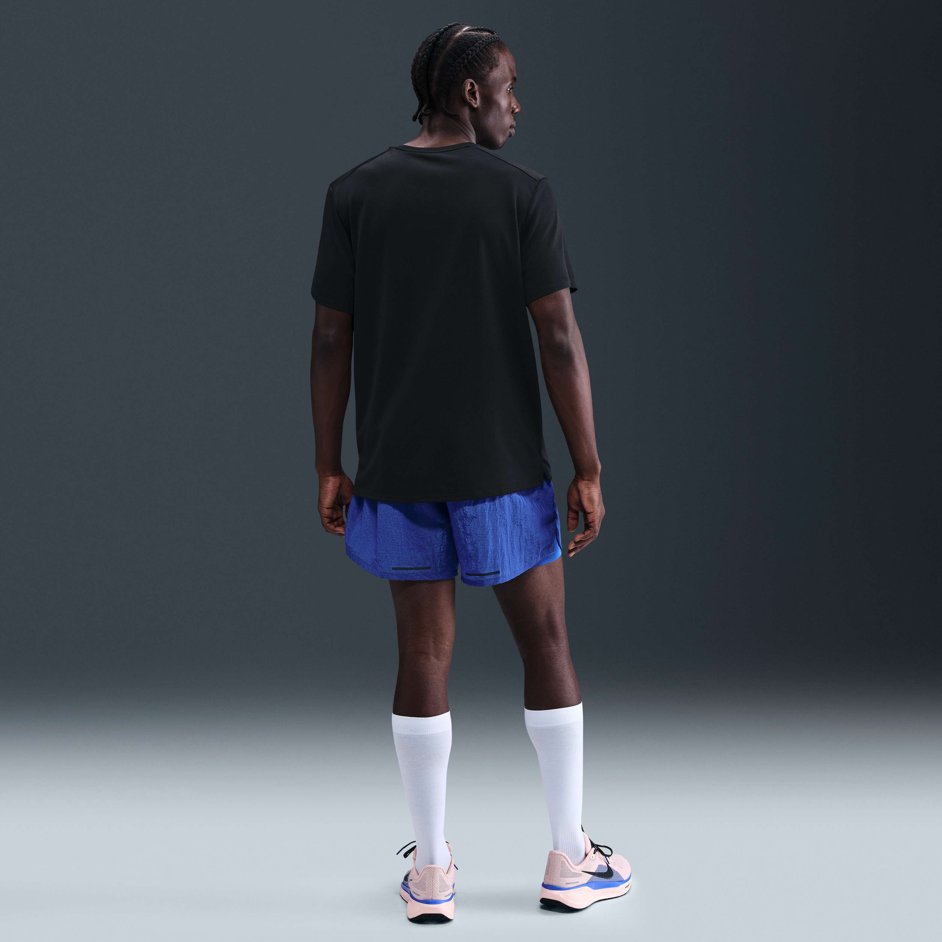 Nike Miler image number 4