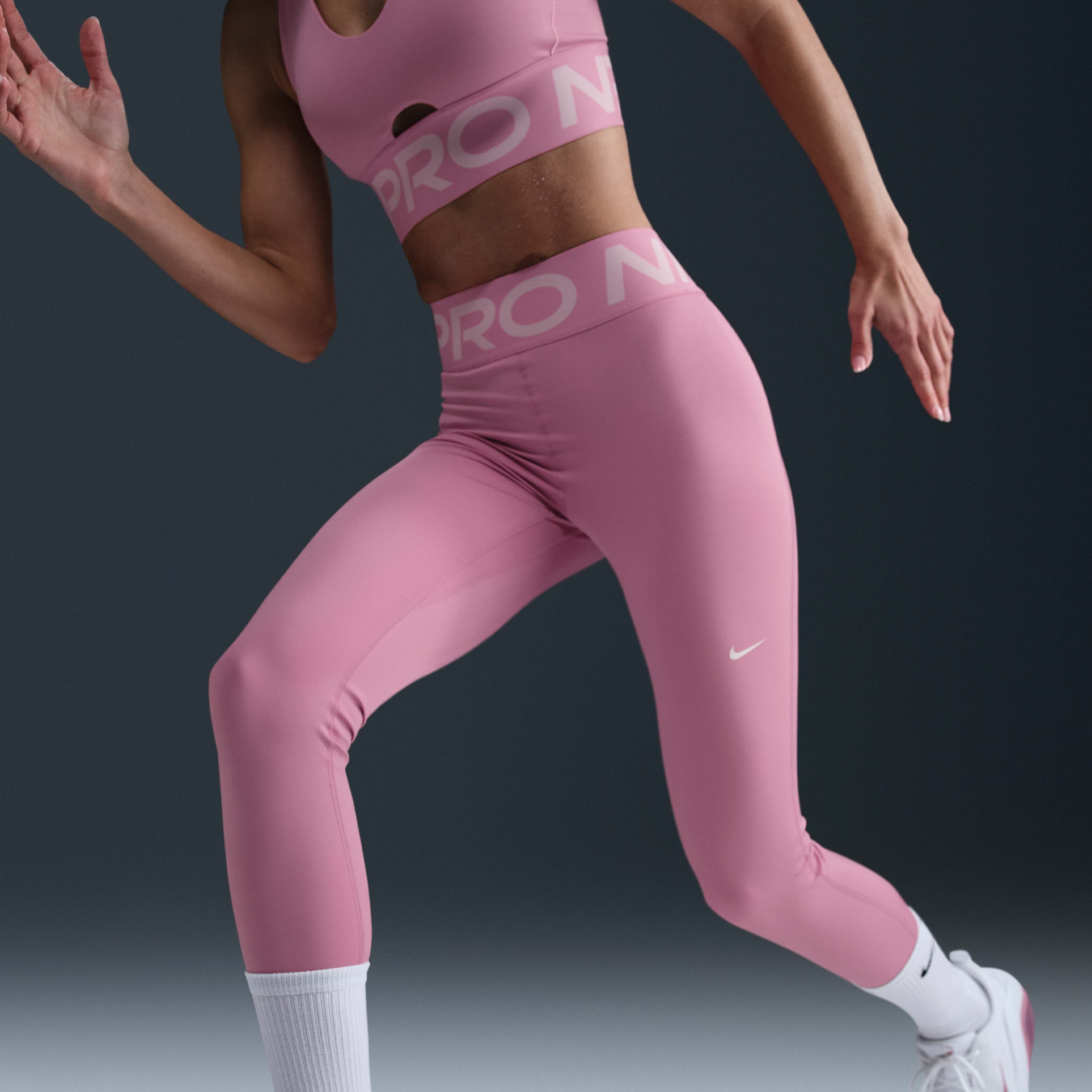 Nike Pro Sculpt image number 2