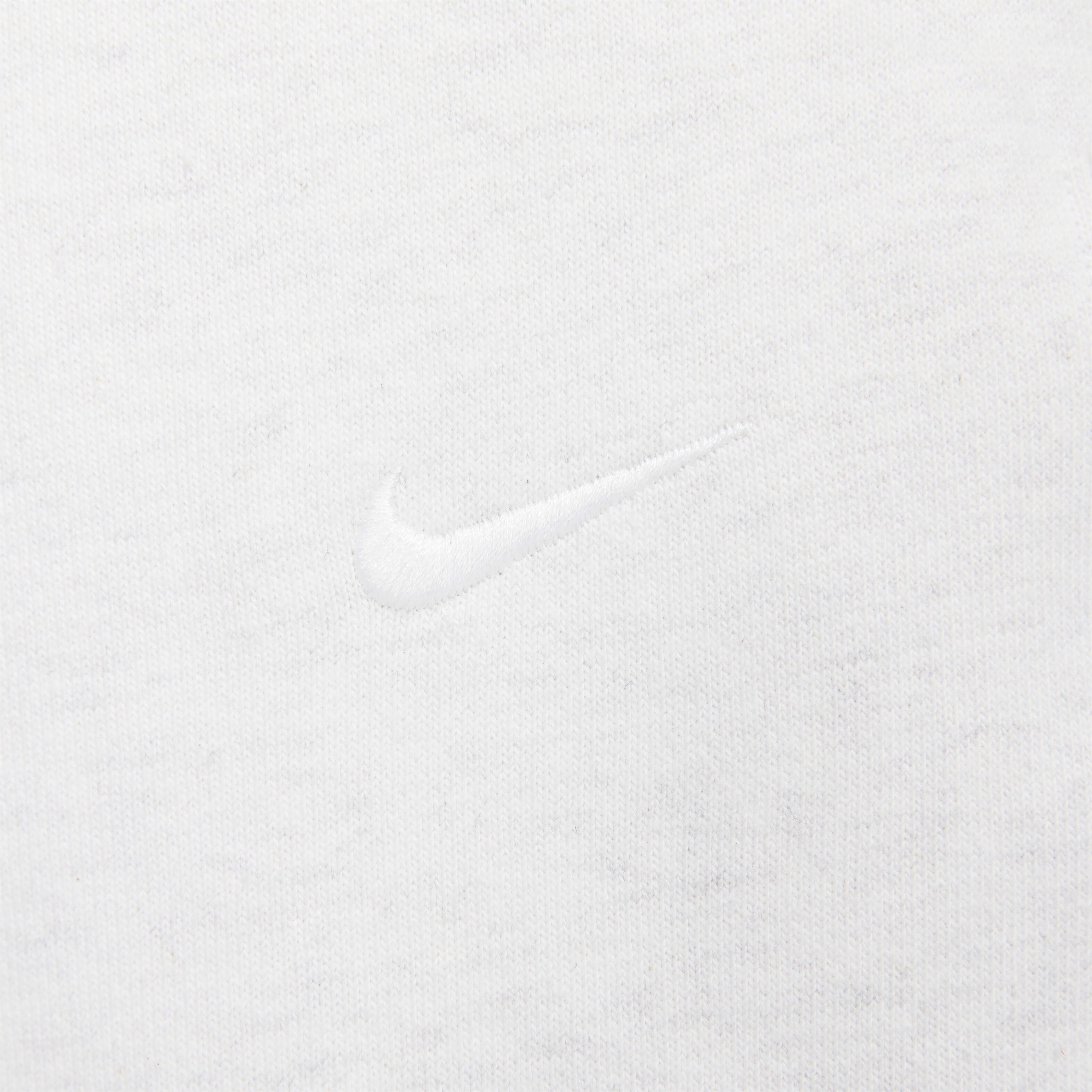 Nike Solo Swoosh image number 3