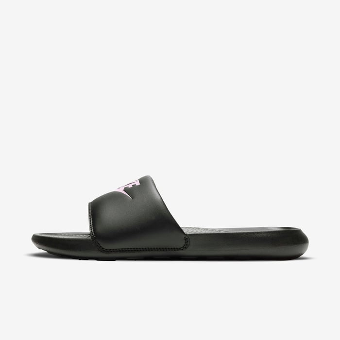 Nike Victori One image number 1 Nike Victori One image number 1
