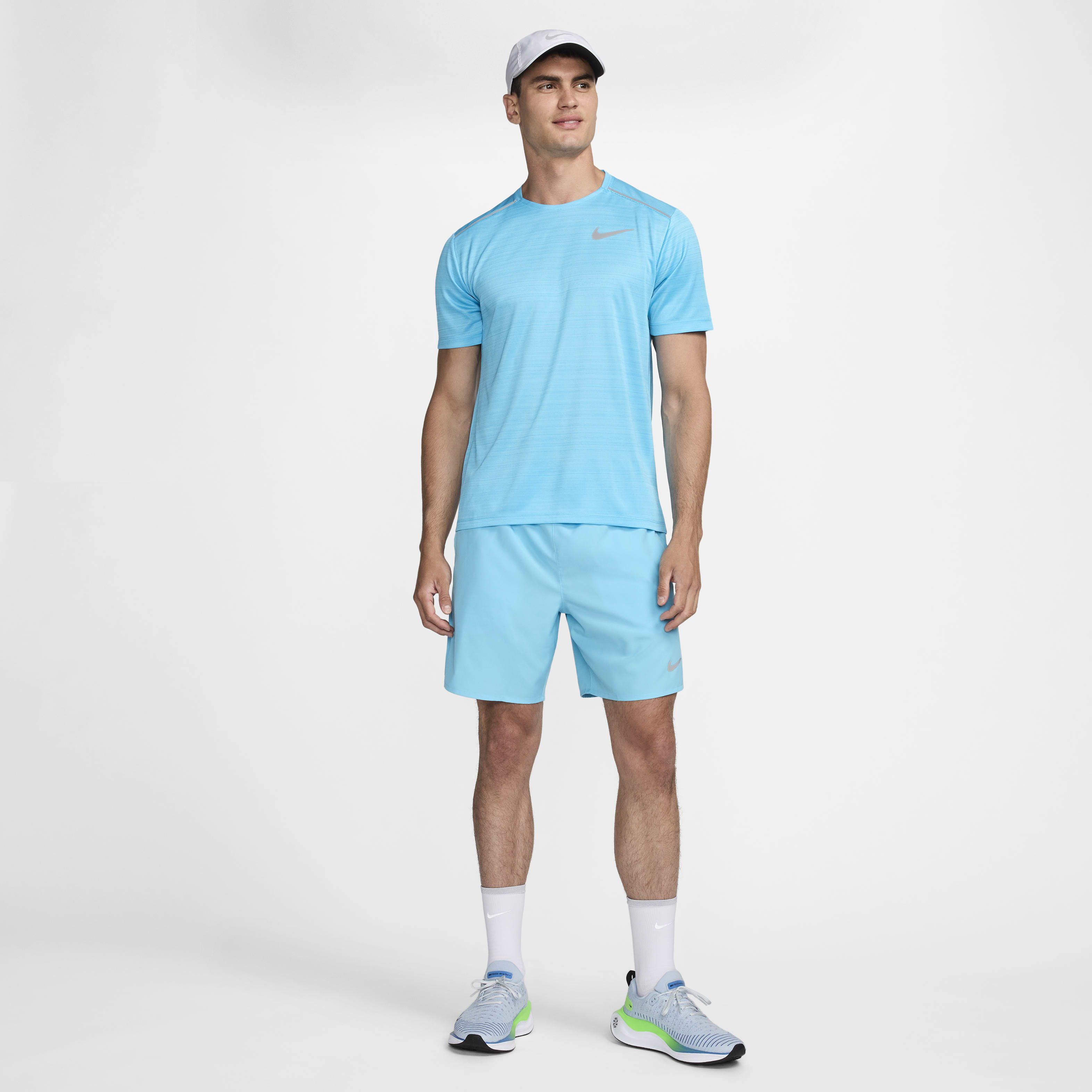 نايكي ميلر image number 4