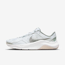 Nike Legend Essential 3 Next Nature Premium