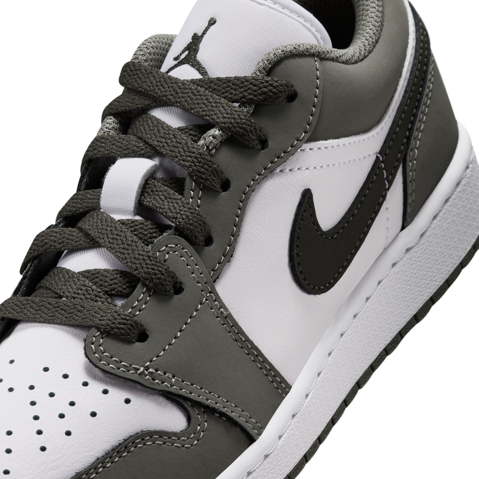 Air Jordan 1 Low image number 9
