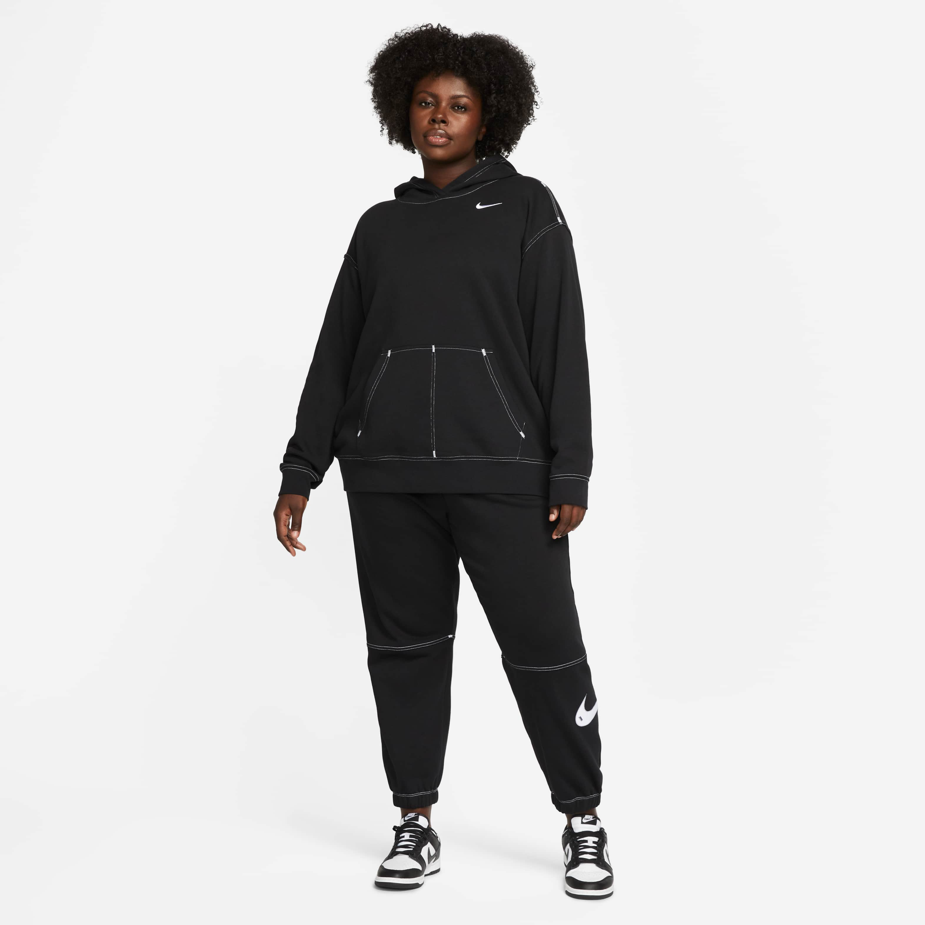 Nike Sportswear Swoosh image number 4