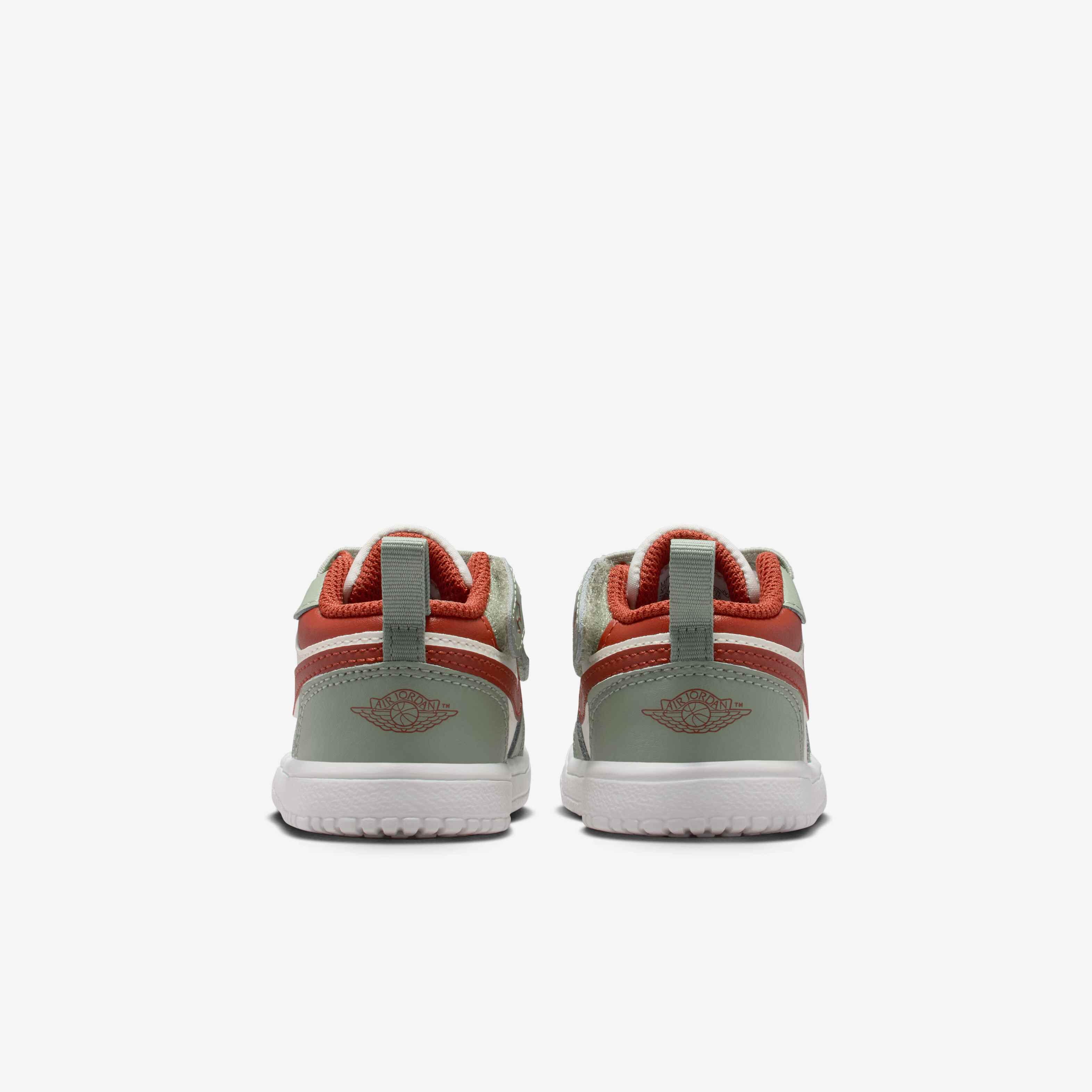 جوردن 1 لو الت image number 5